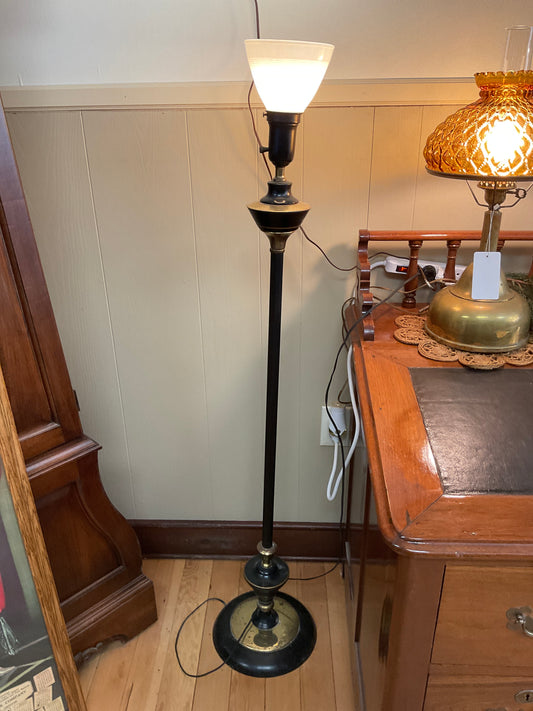 Vintage 4’ Tole Metal Floor Lamp