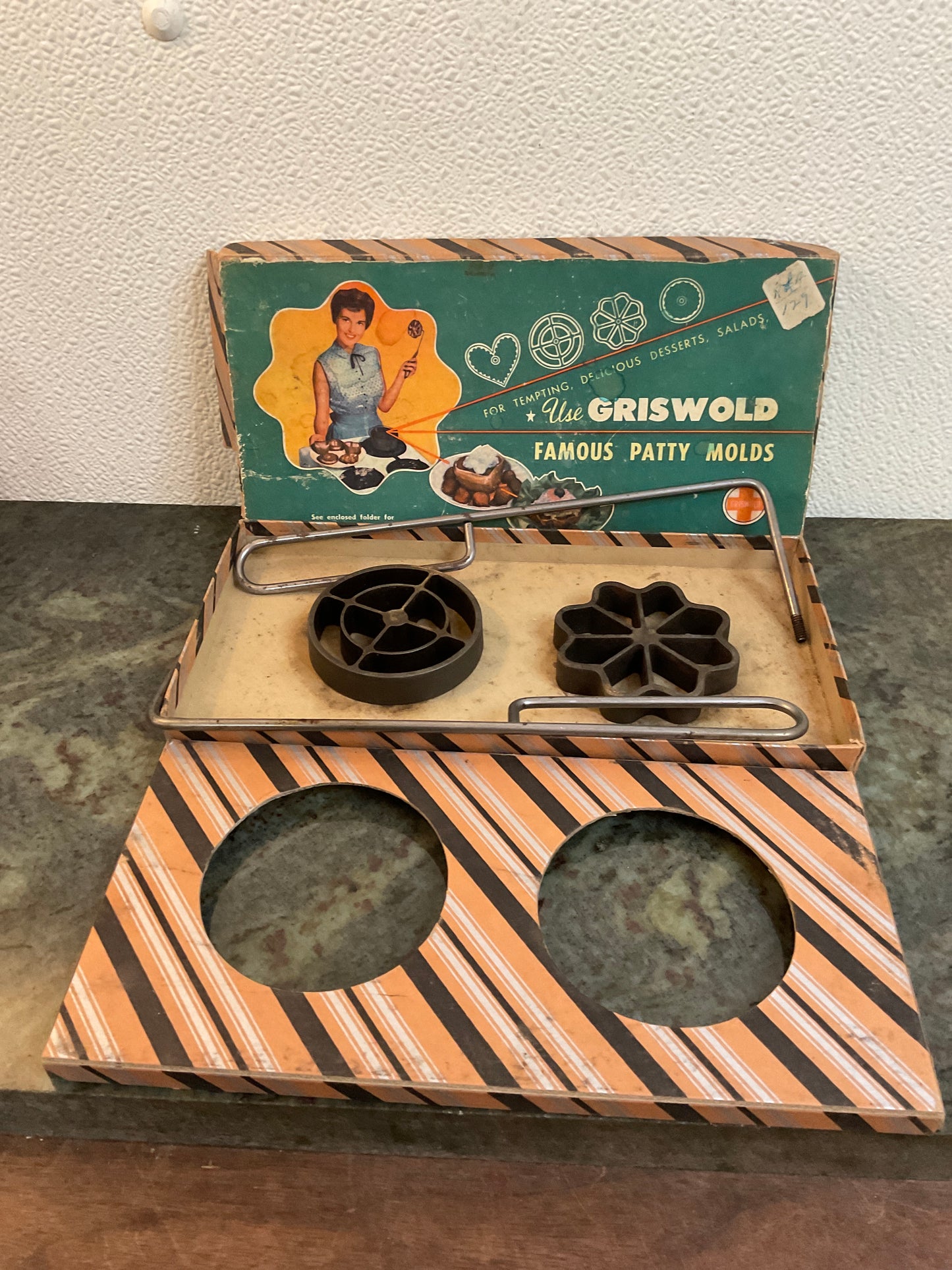 Griswold Famous Patty Molds In Box