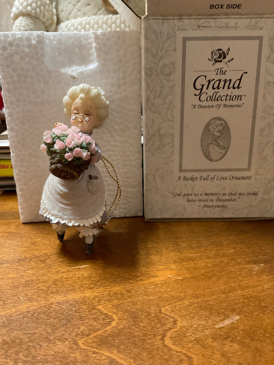 The Grand Collection “A Treasure Of Memories” A Basket Full Of Love Ornament