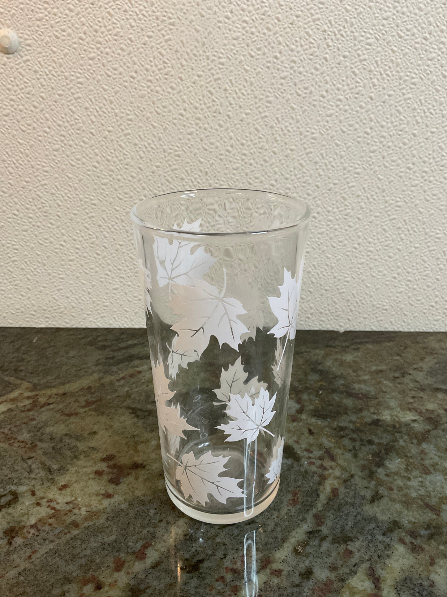 Vintage White Leaf Glass Tumbler