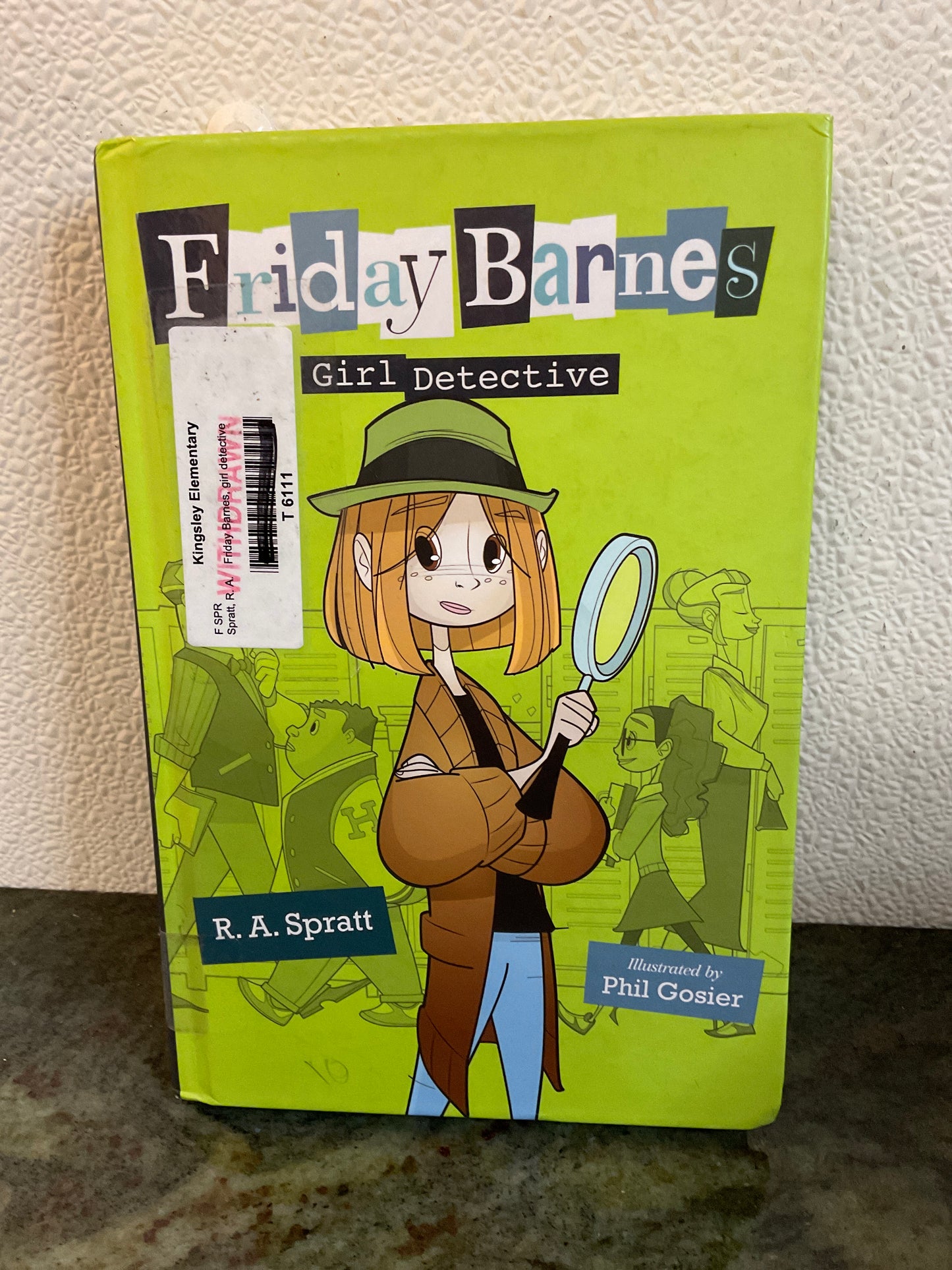 Book 2016 Friday Barnes Girl Detective.
