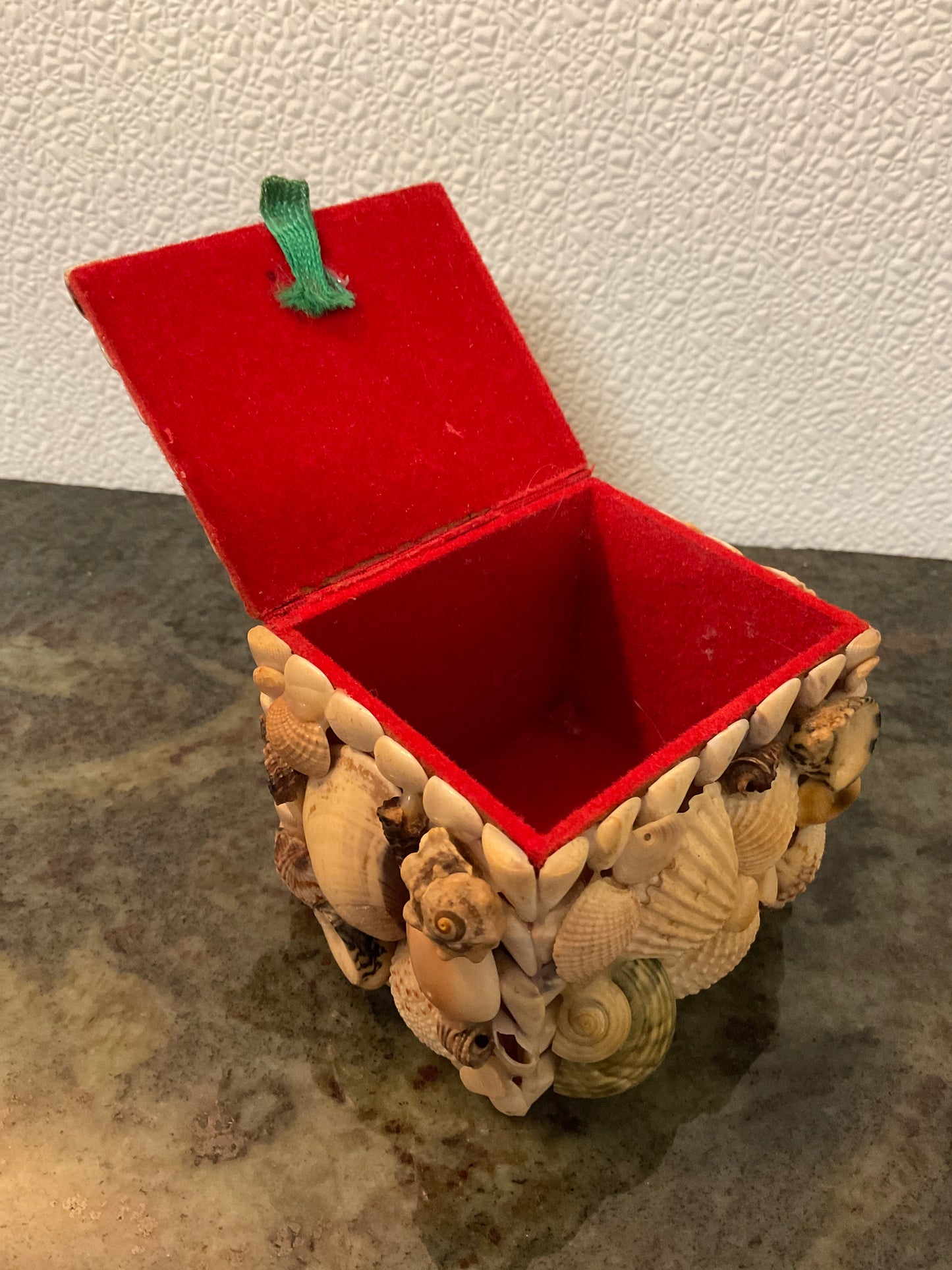 Hand Made Shell Trinket Box (small)