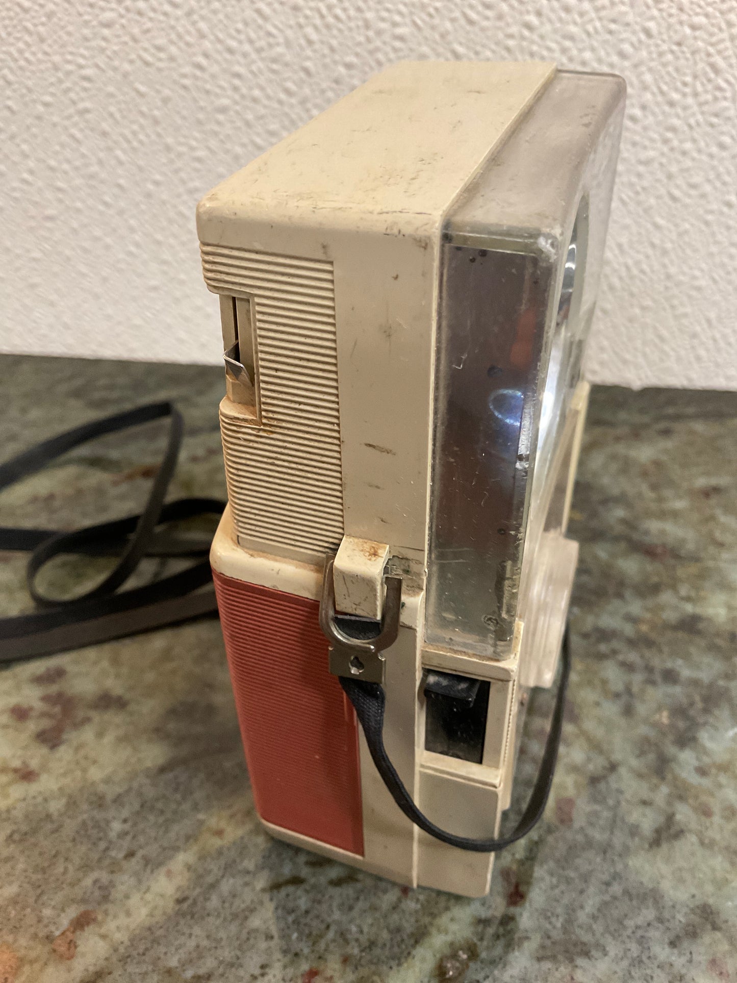 1961-67 Kodak Flashfun Camera w/strap