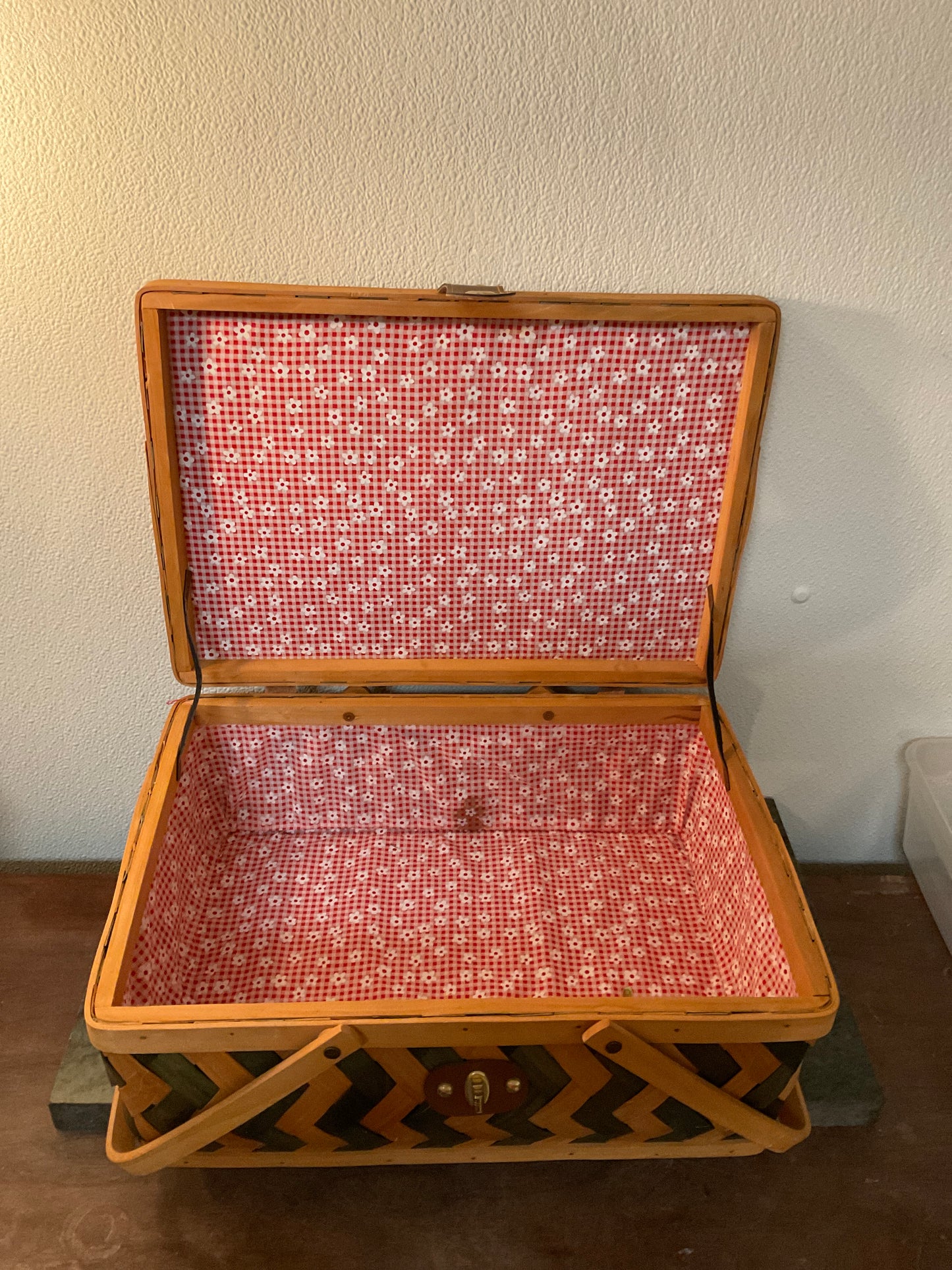 Vintage Picnic Basket