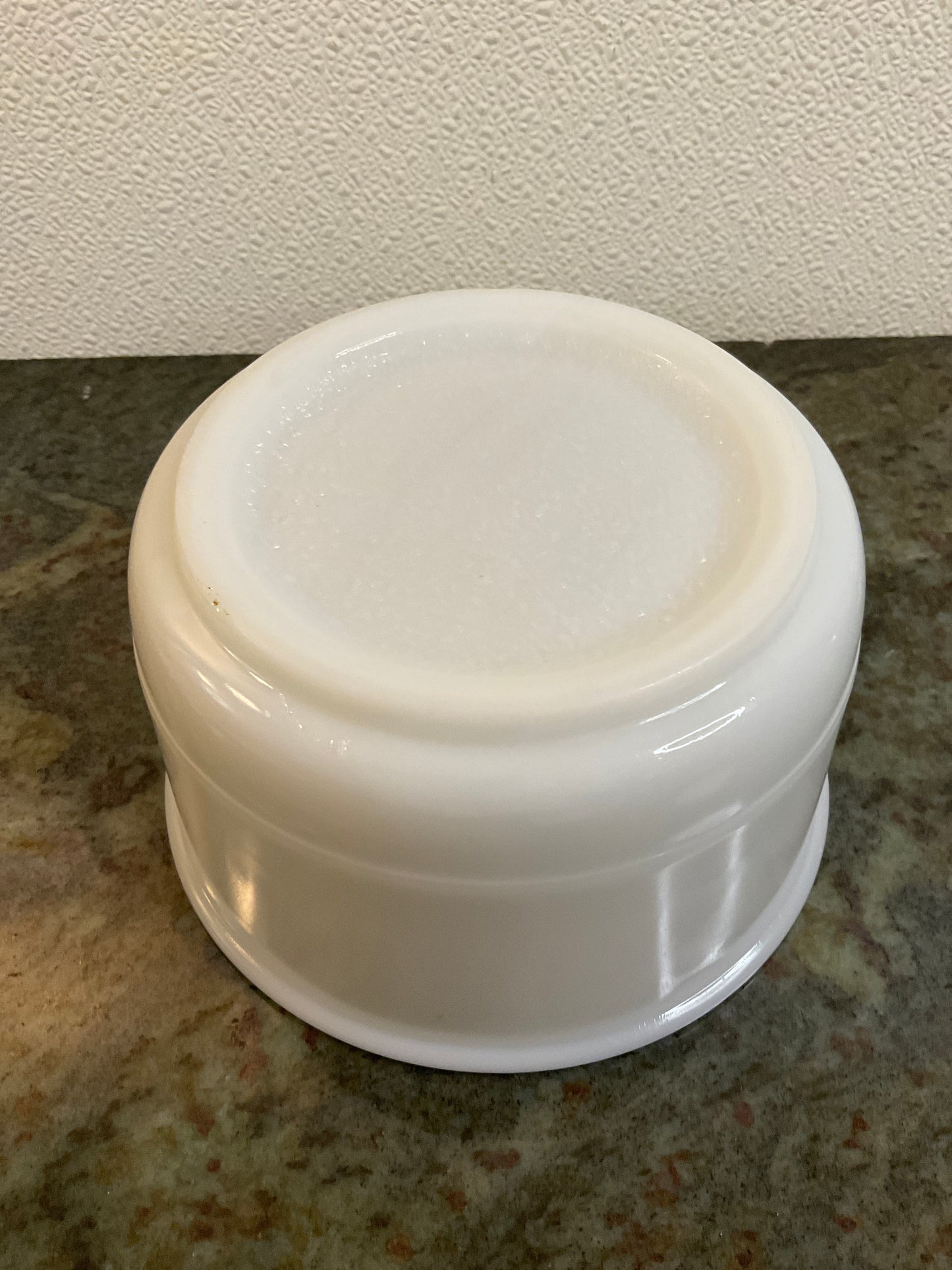 Vtg Milk Glass Mixing Bowl