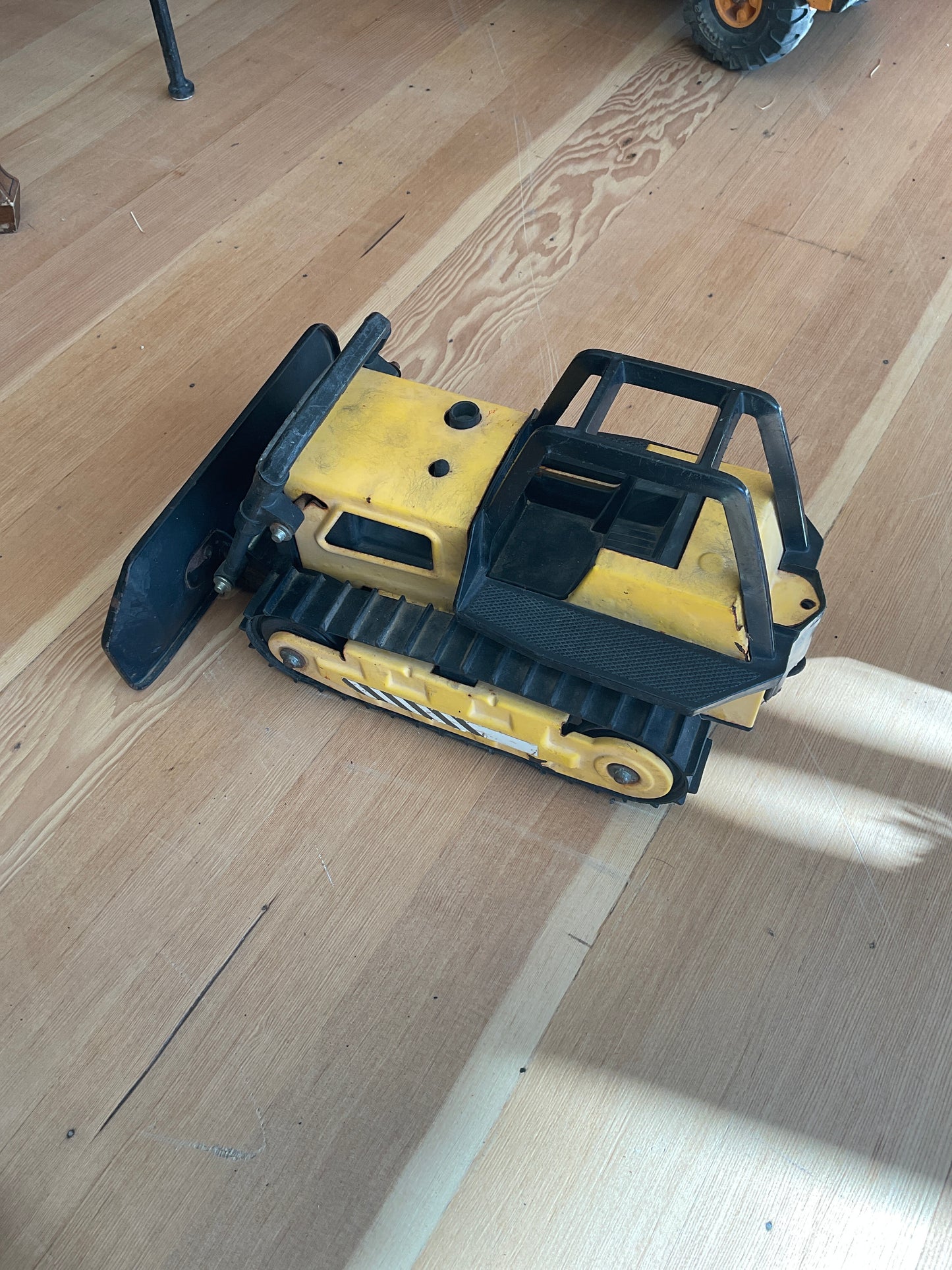 Vintage Tonka Pressed Steel Toy Bulldozer