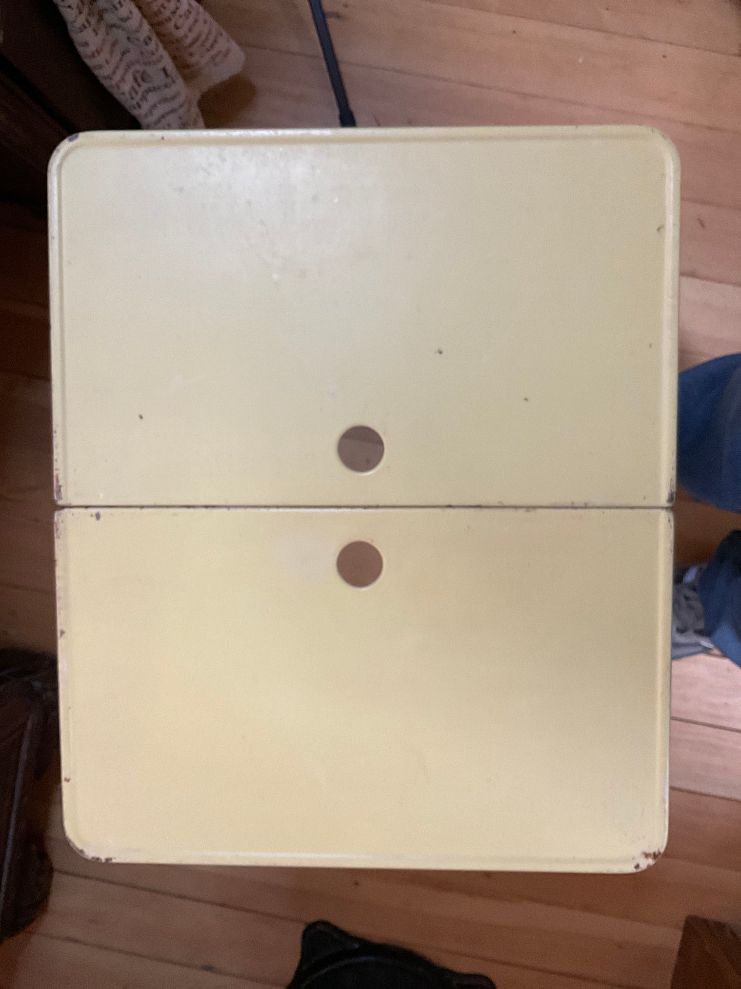 Vintage Late 1950’s Atomic Metal Folding TV Stand
