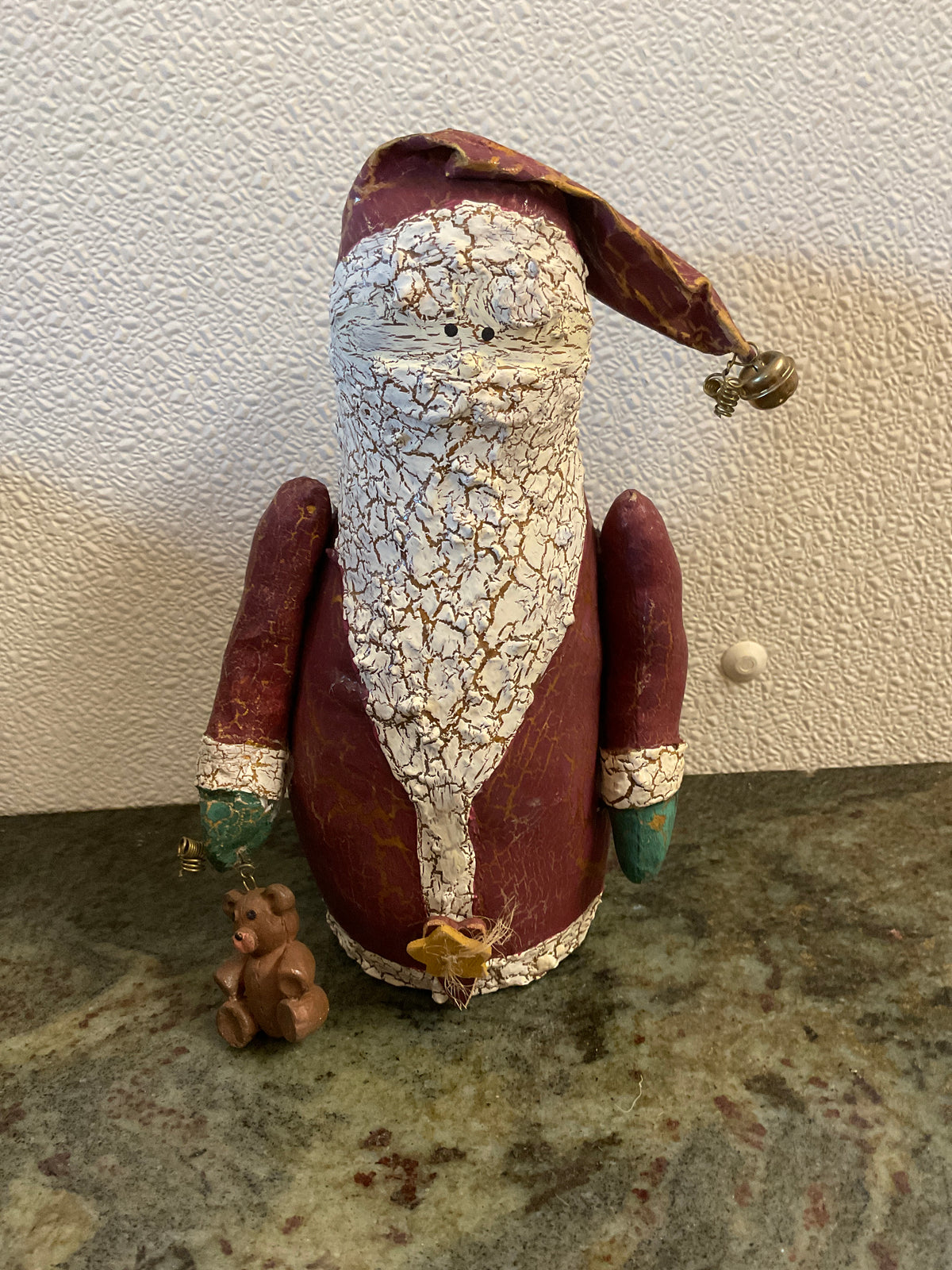 Enesco Aleta Breese Primitive Santa Figurine