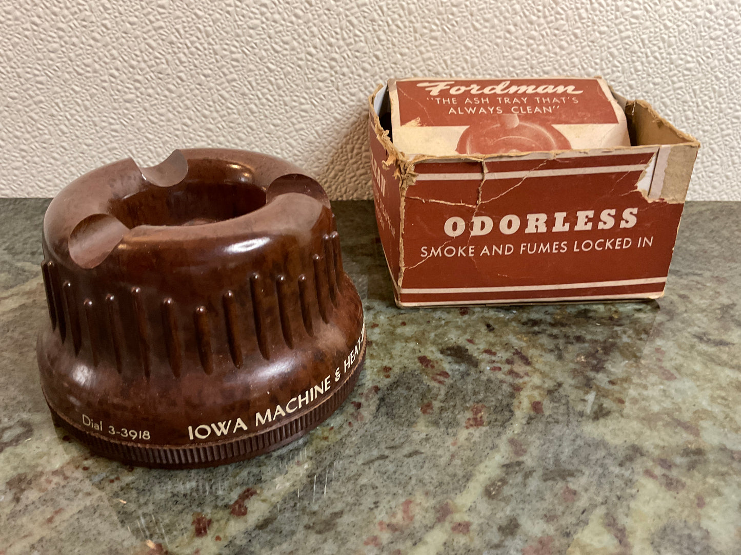 Ford an Odorless Ash Tray with advertising