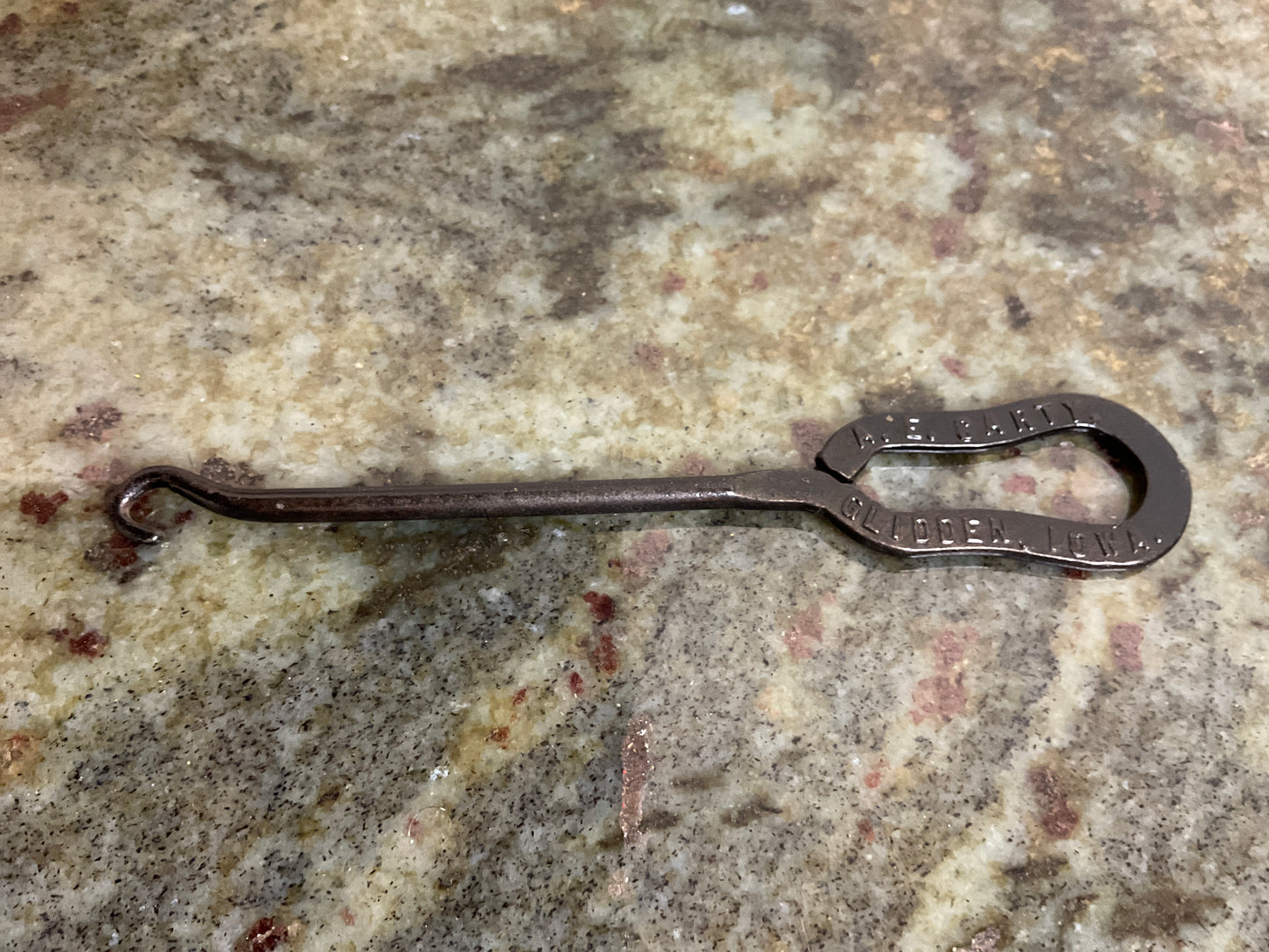 A.E. Carty/Glidden Iowa Shoe Button Hook