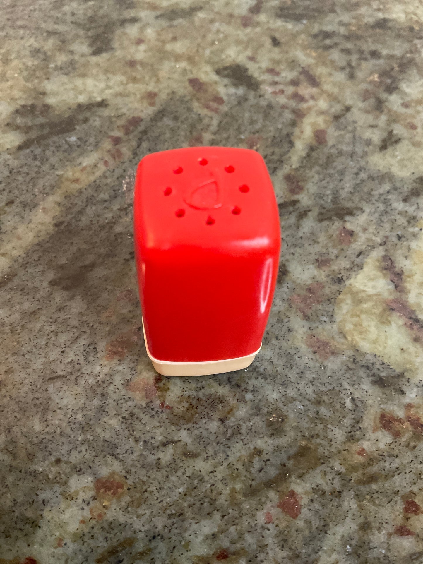Vintage Federal Tool Red Pepper Shaker