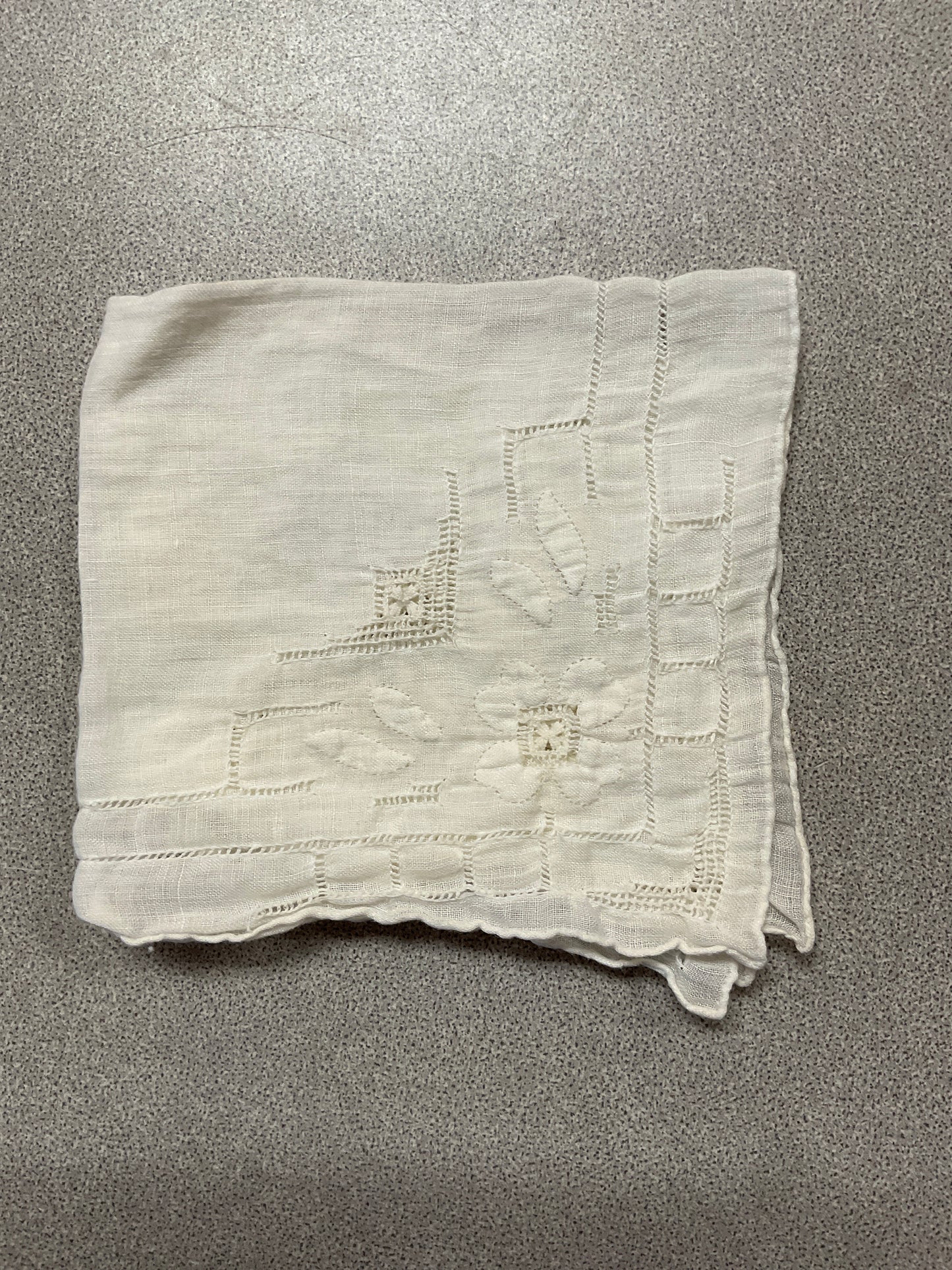 Vtg Embroidered Handkerchief