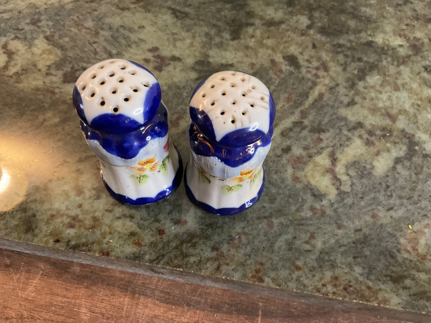 Vintage Salt & Pepper Floral made in Japan