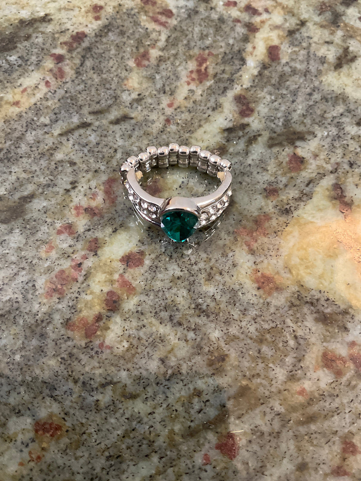 Stretchable Ring