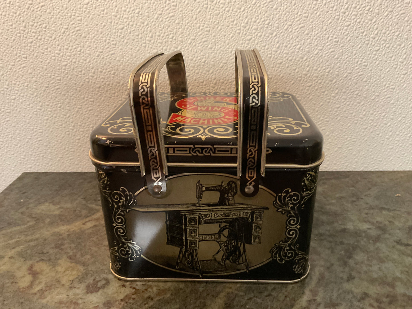 Vintage Reproduction Singer Sewing Machine Tin with Handles