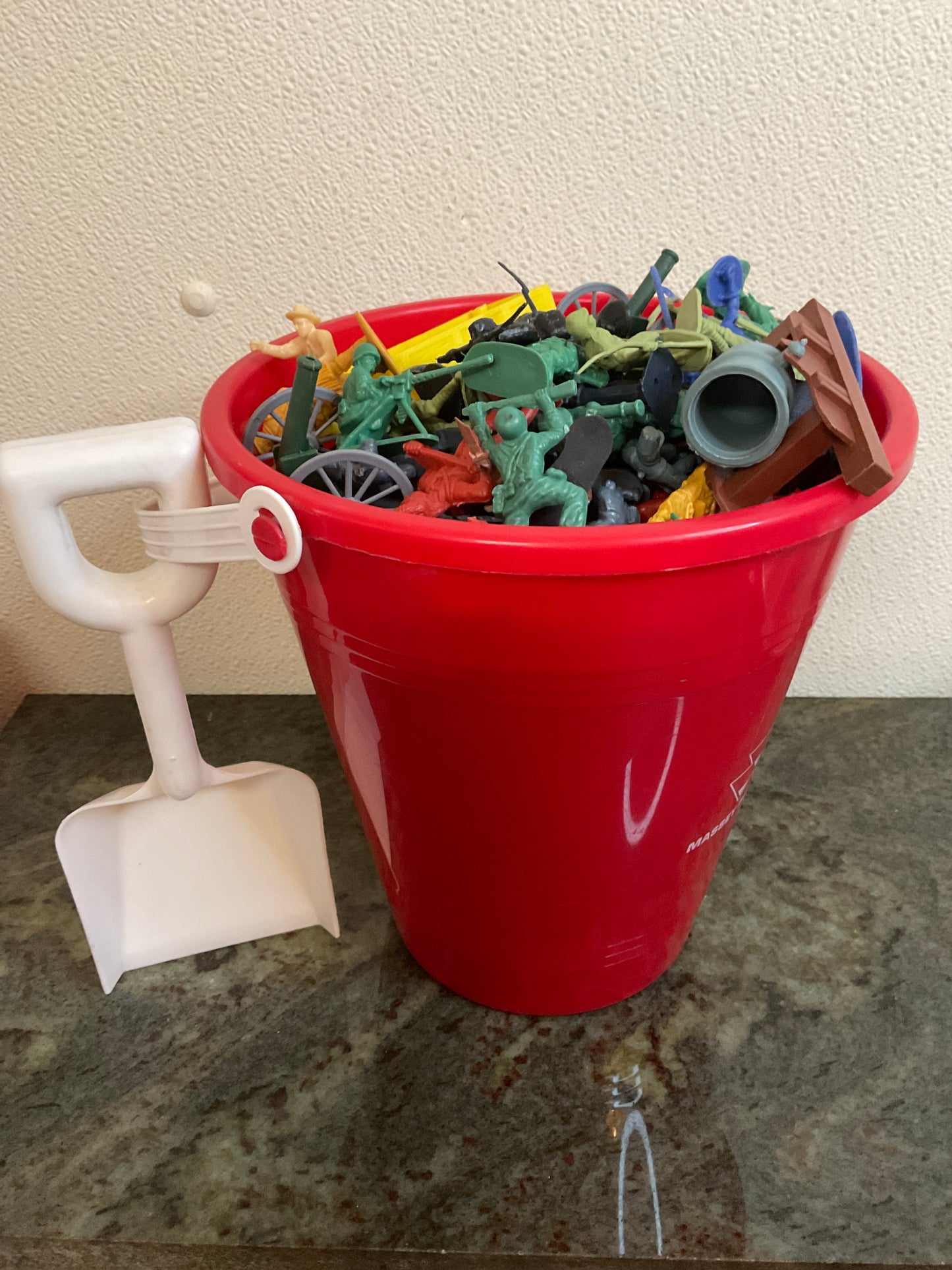 Mixed Lot Of Vintage Plastic Fighting Men In Pail