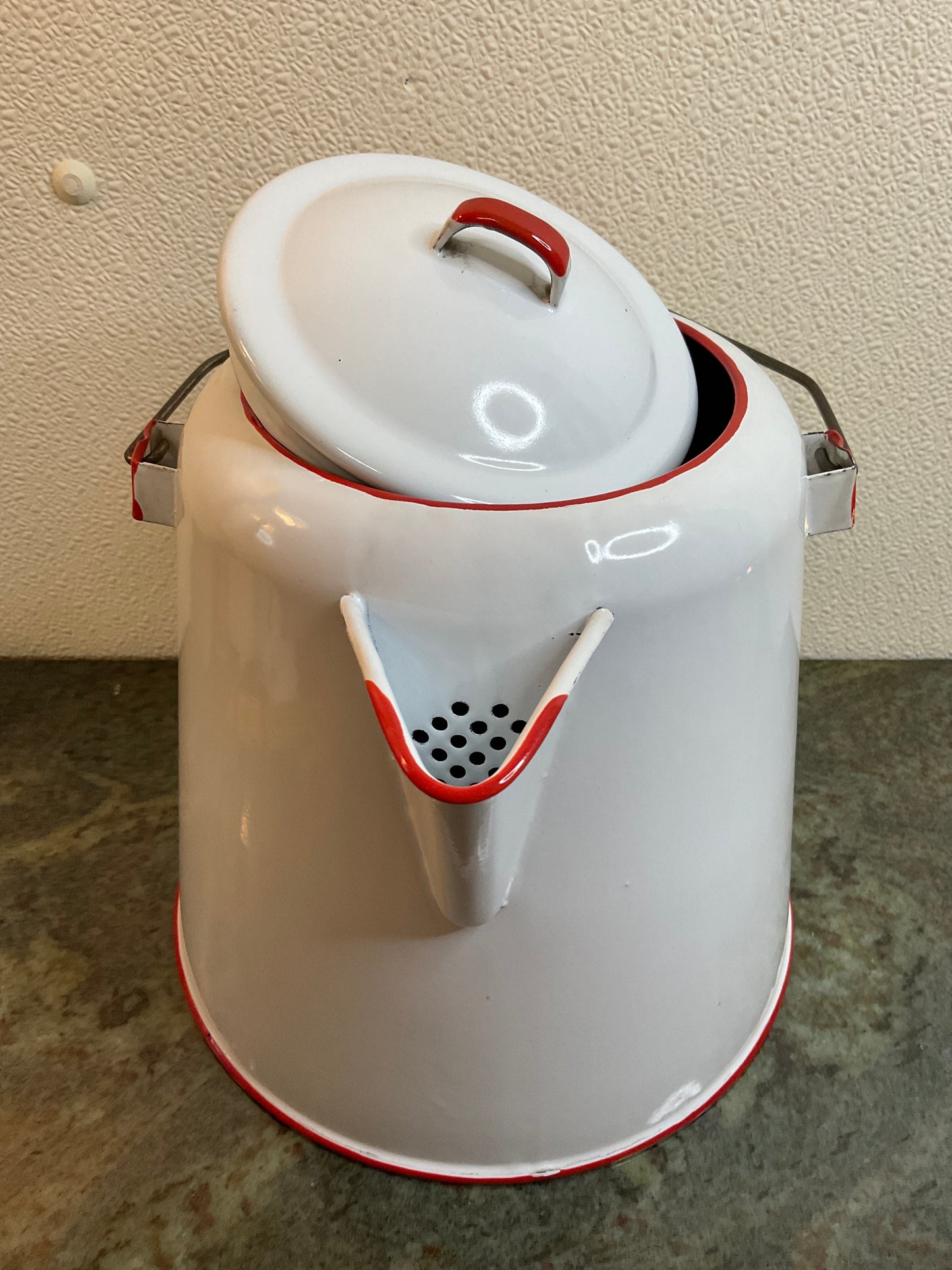 1940s En Coffee Pot