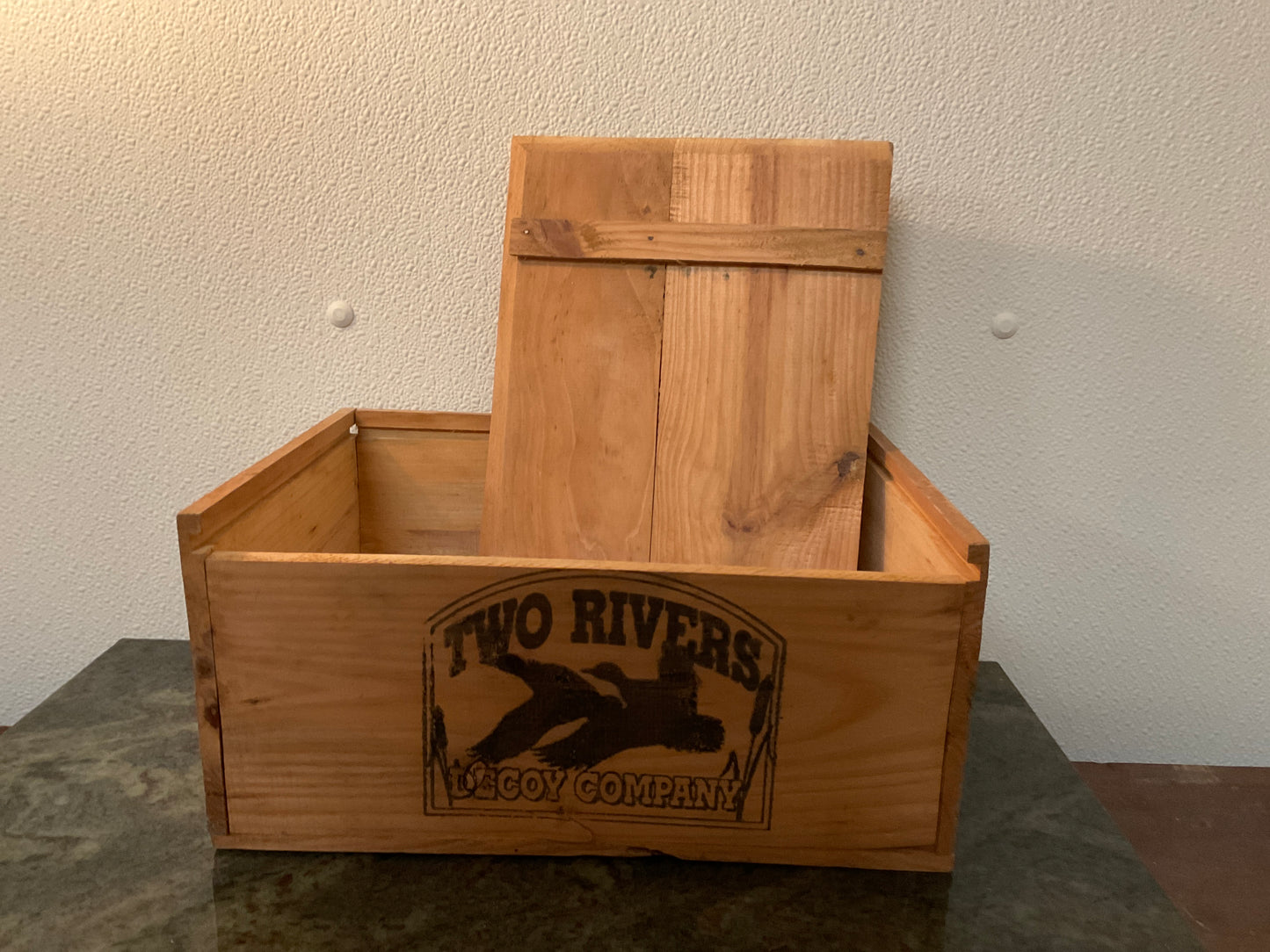 Two Rivers Decoy Company Wood Box