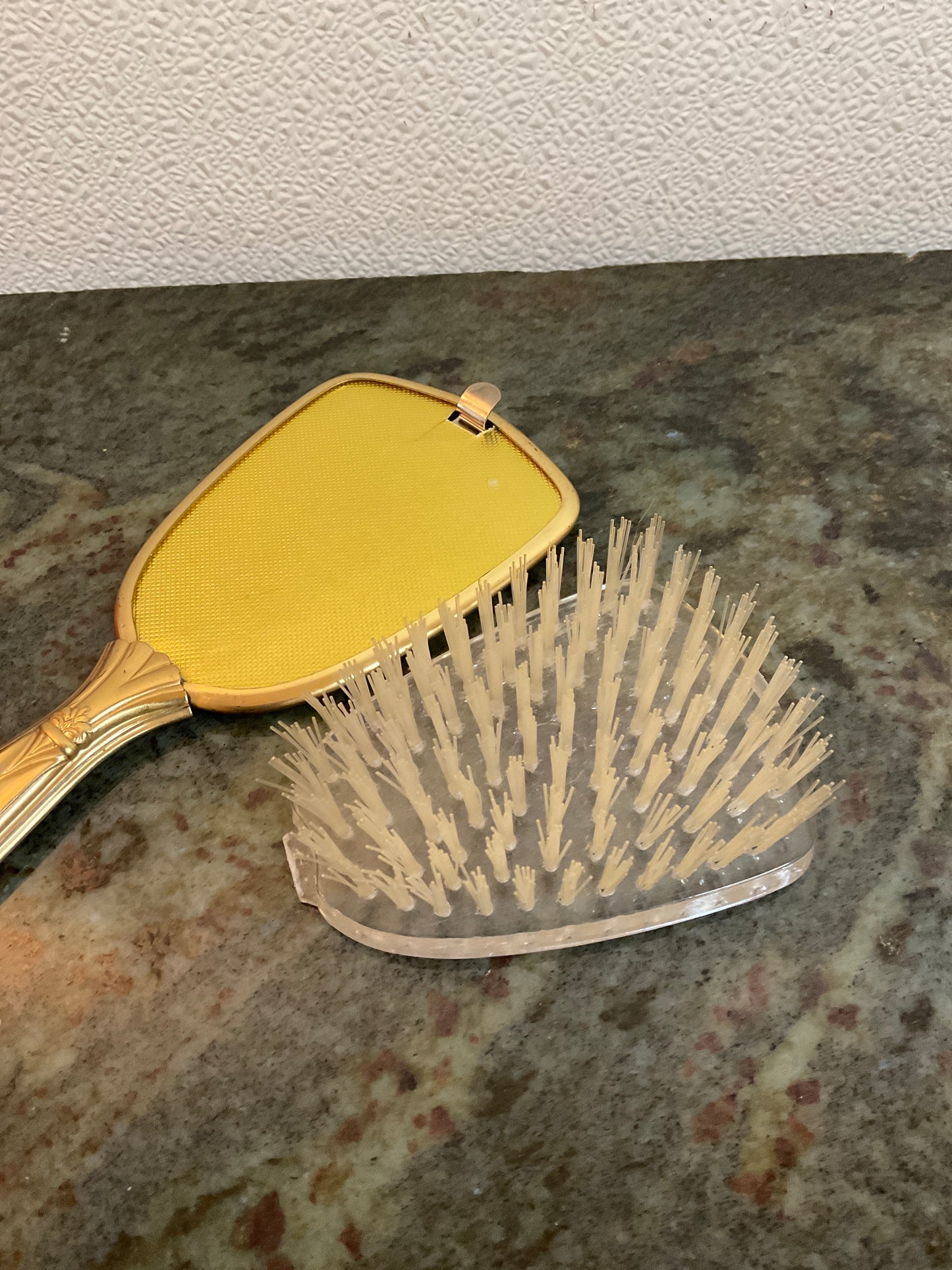 Vintage Gold Tone Floral Hairbrush