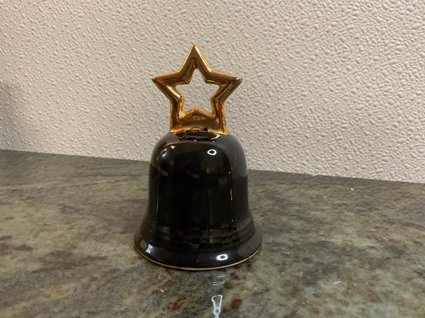 Hollywood Bell