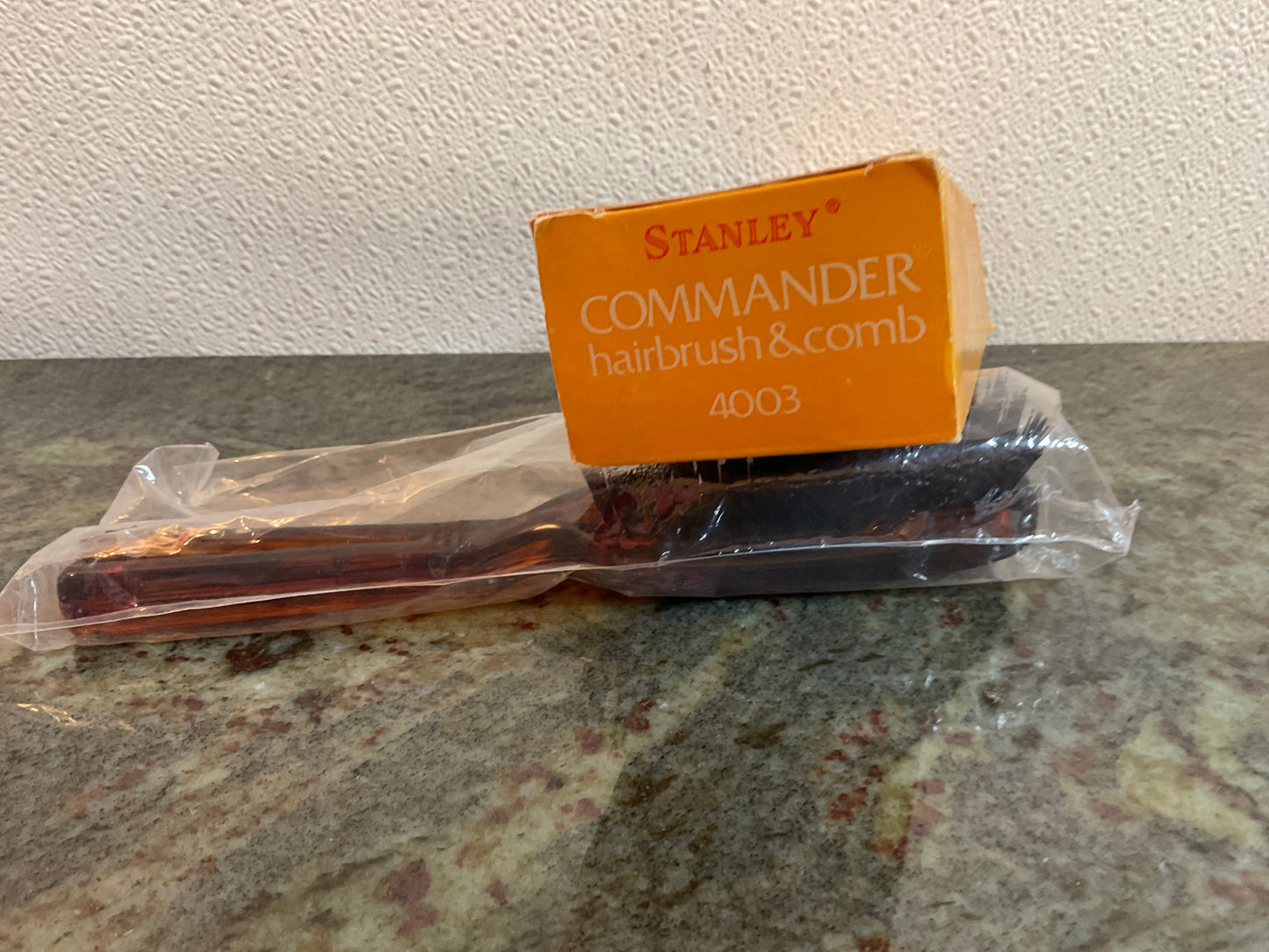 Stanley Commander Hairbrush in box