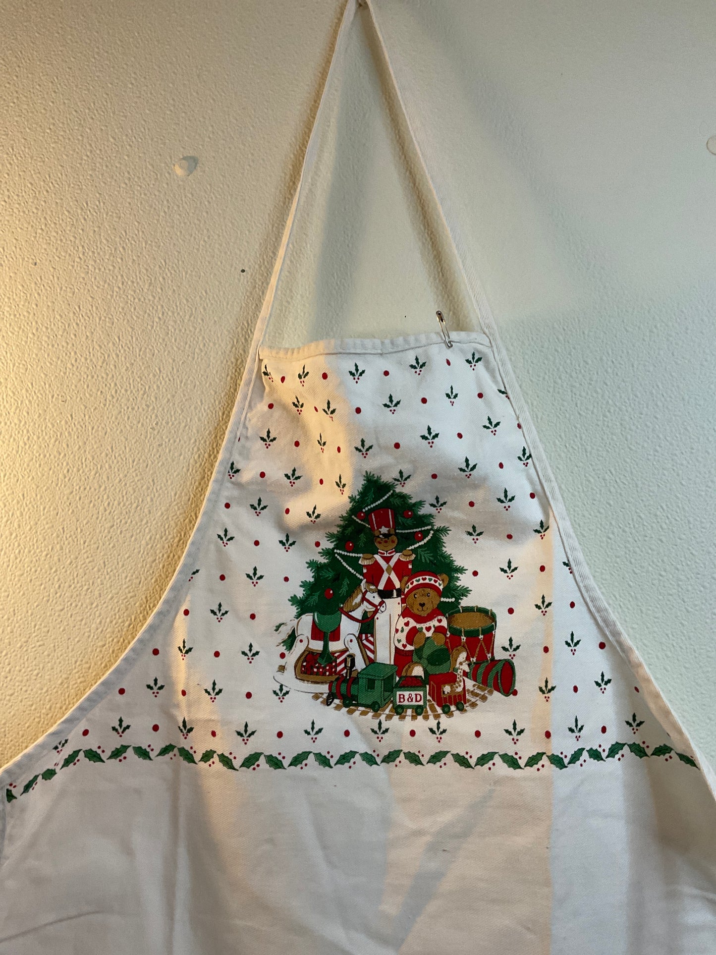 Vintage Christmas Cotton Apron