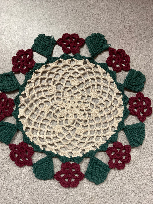 Doily Green/Burgundy