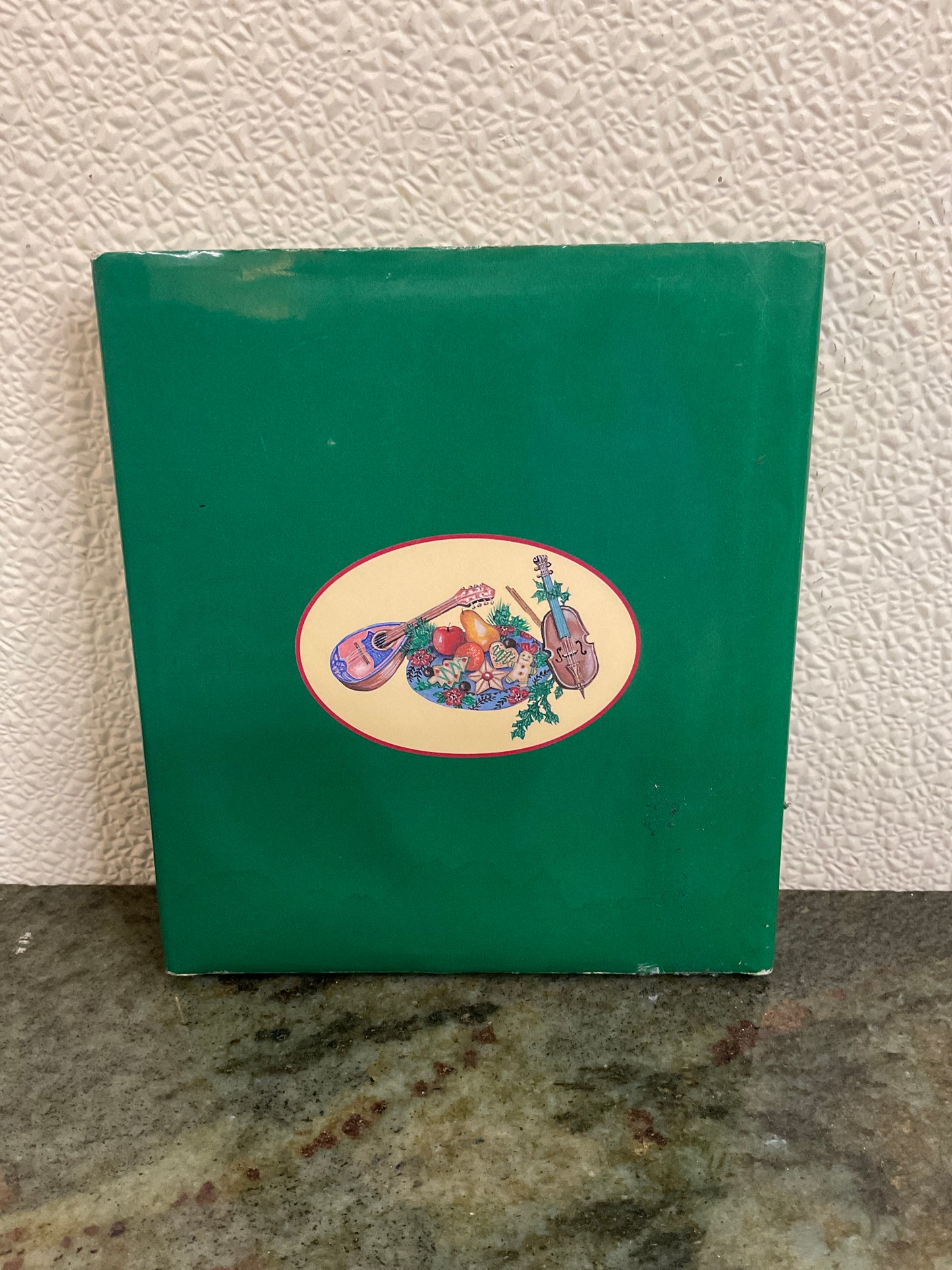 Book ‘Holiday Cookies & Chocolate w/Music’