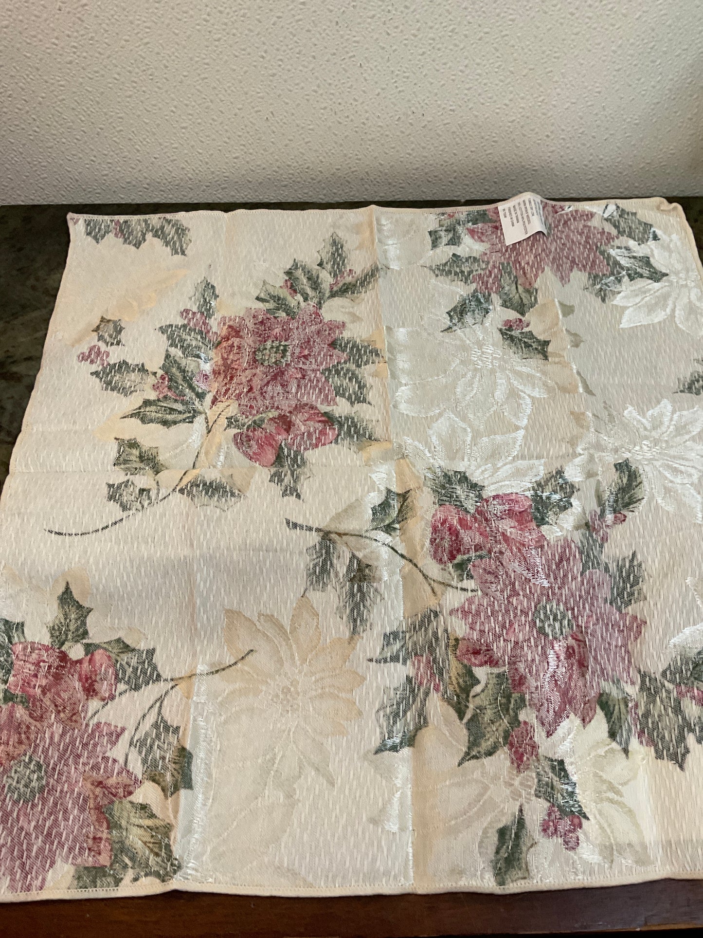 Glitter Poinsettia Napkin