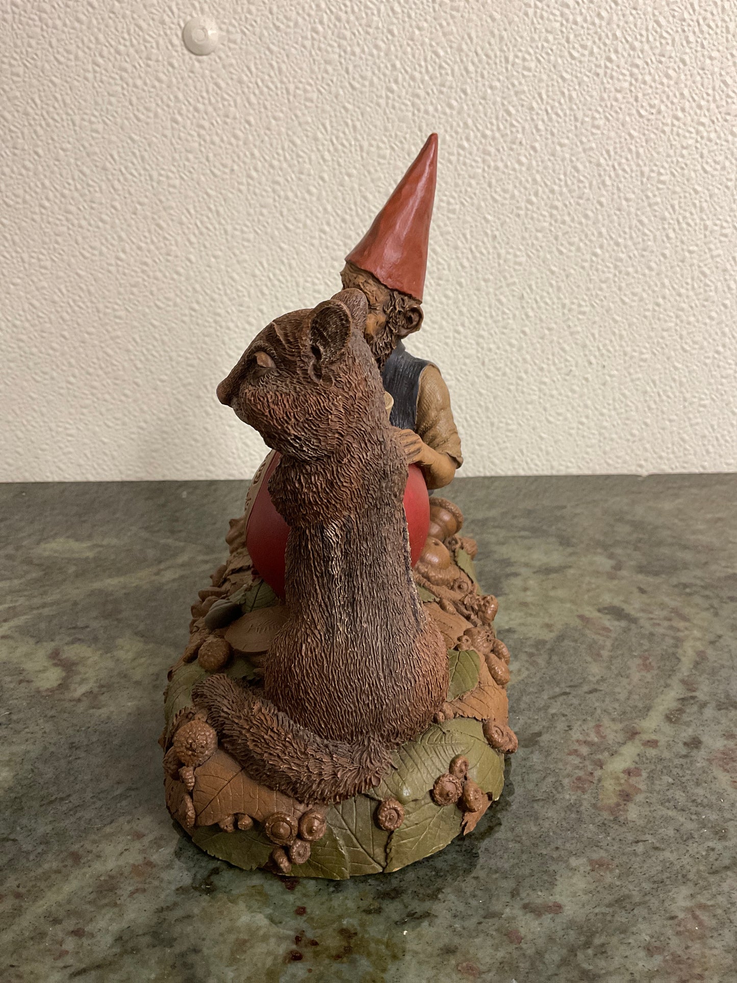 1994 Tom Clark Gnome Cairn Christmas Figurine