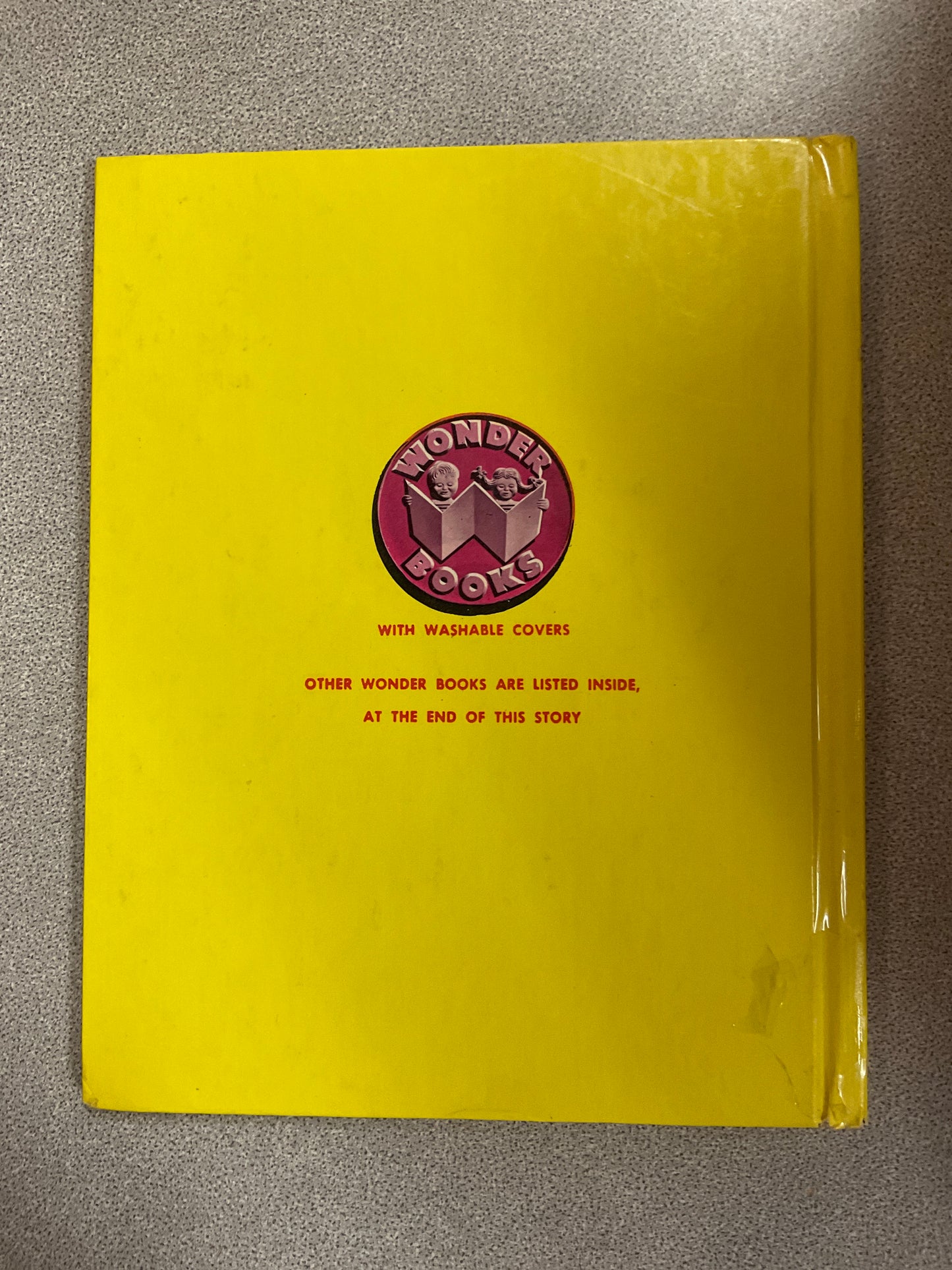 Book Polly’s Christmas Present