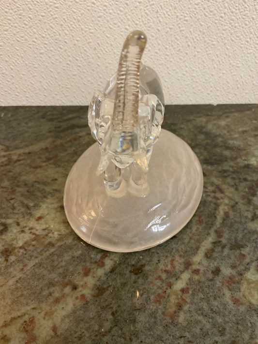 Vintage Oneida Wildlife Capri Crystal Elephant