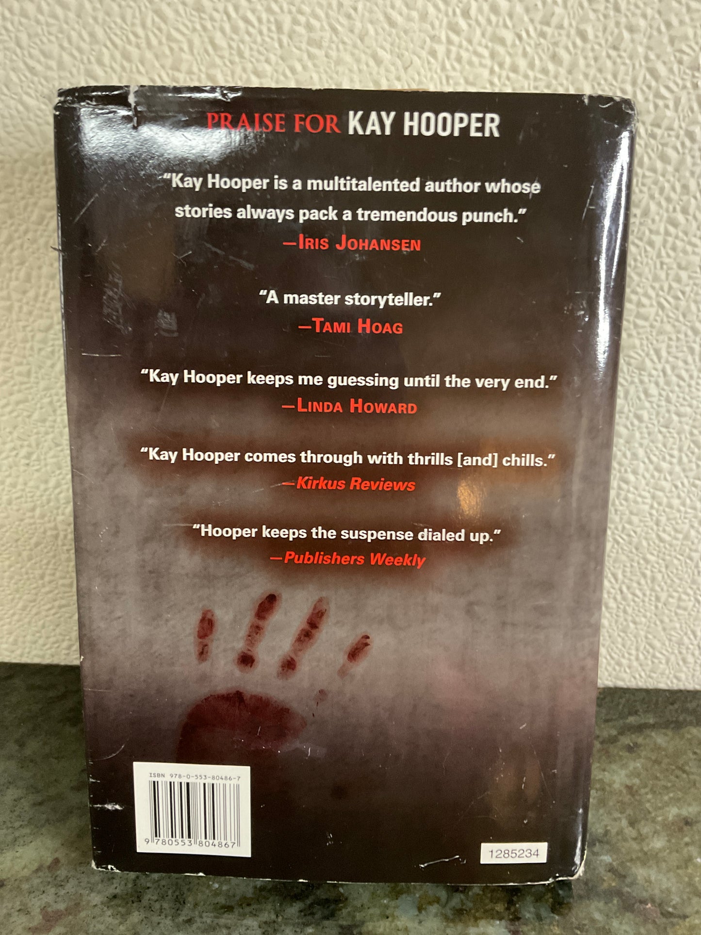 Blood Ties by Kay Hooper