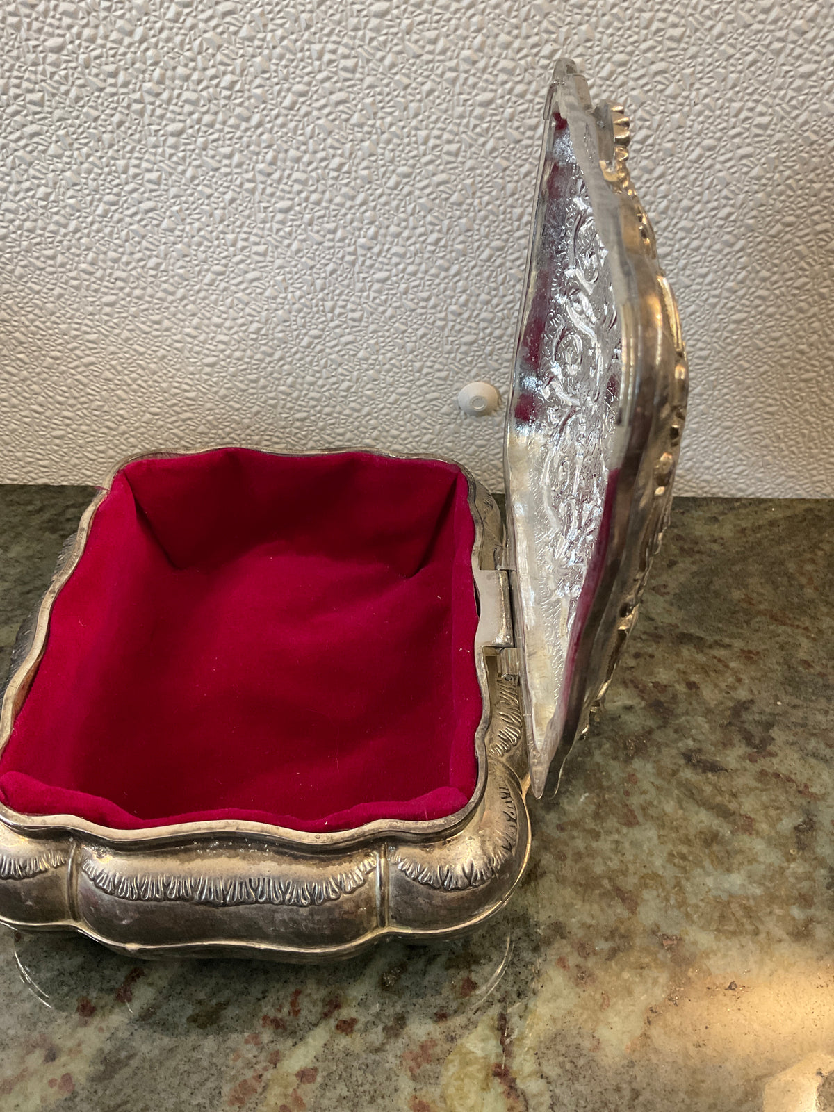 Vintage 1970’s International Silver Jewlery Box