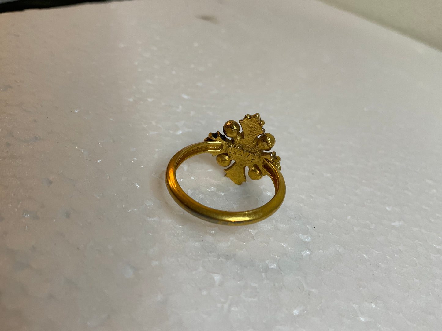 Avon Viennese Collection Ring
