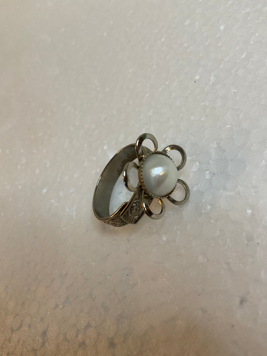 Vintage Faux Pearl Ring