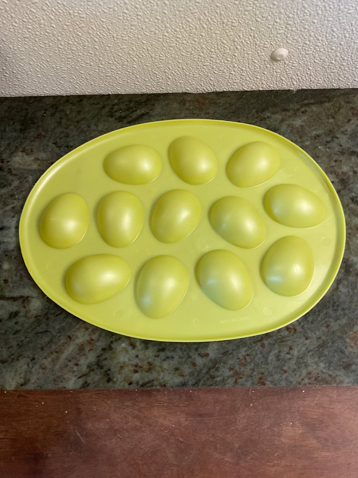 Green Plastic Easter Egg Shaped Deviled Egg Tray