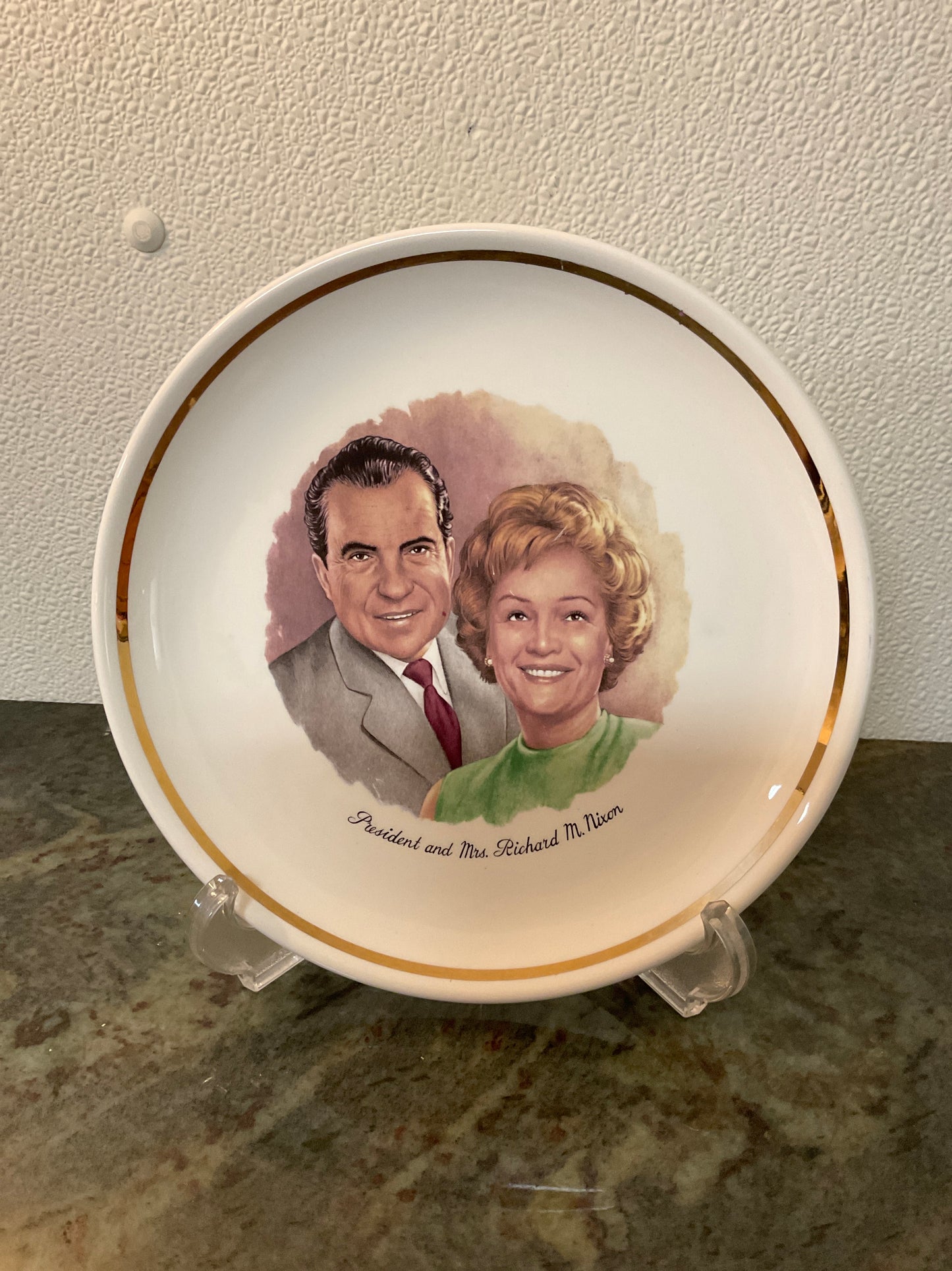 Vintage President and Mrs. Richard M. Nixon Collectors Plate