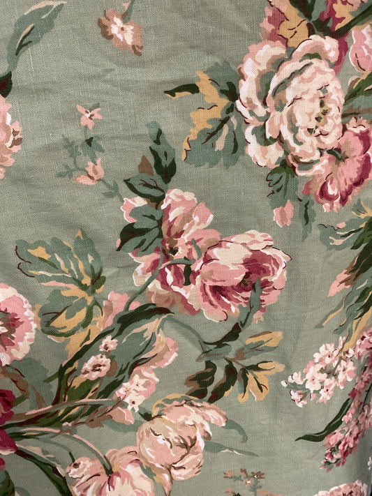 Floral tapestry fabric