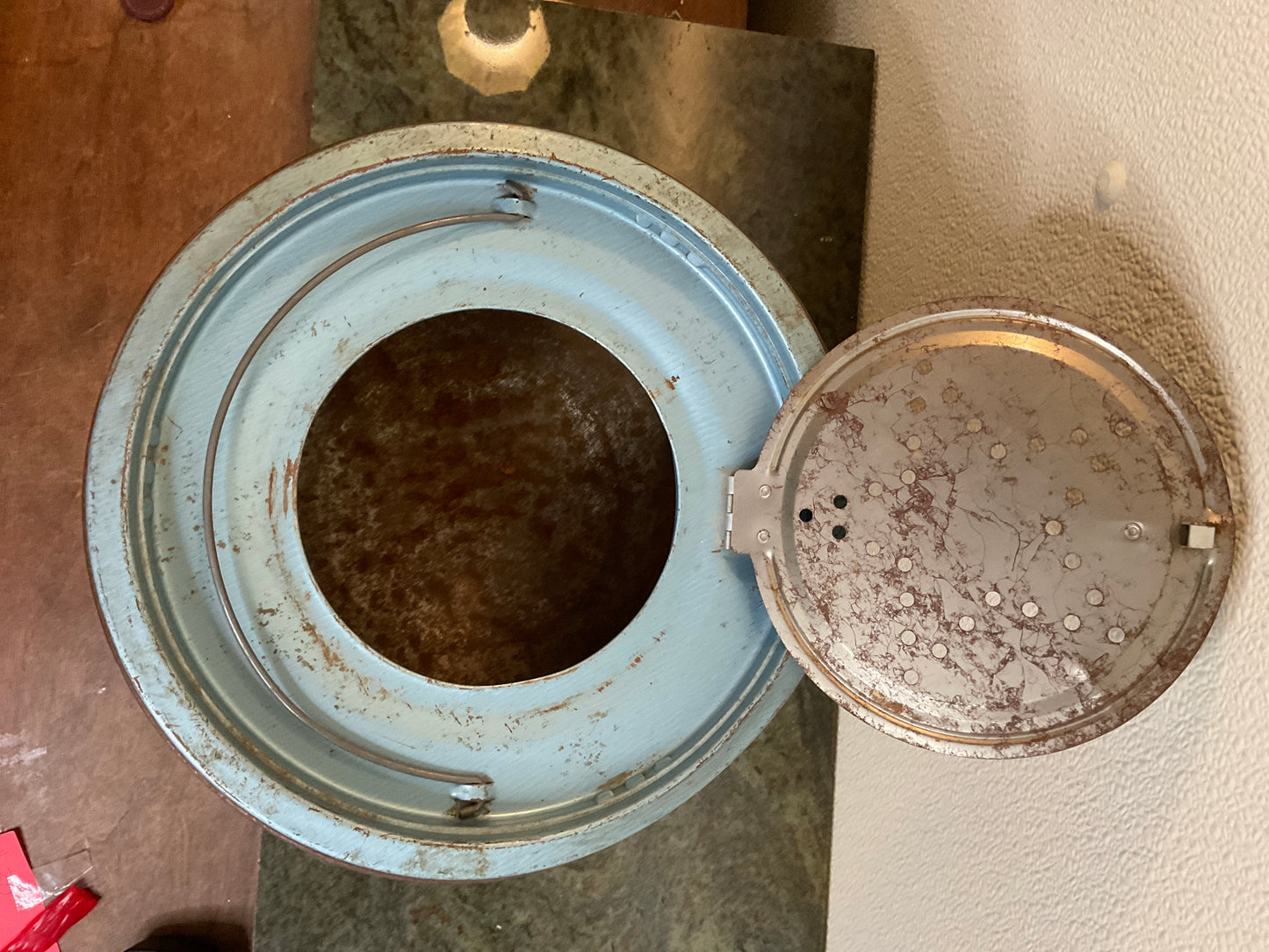 Vtg Old Pal Floating Minnow Bucket #24G10