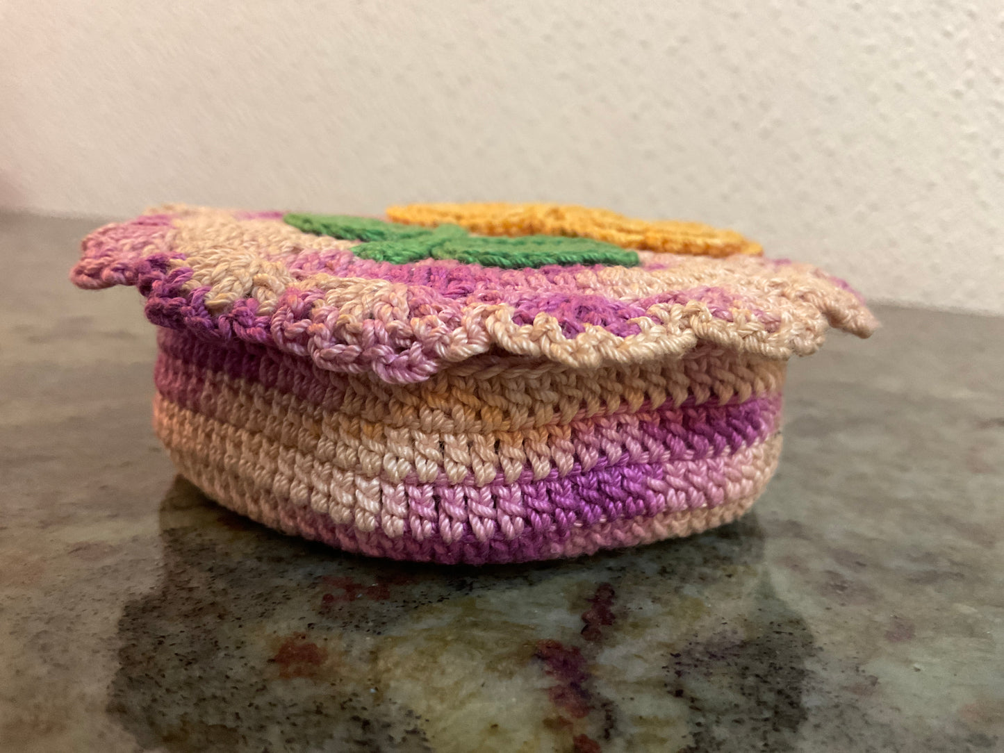 Vintage Crocheted Thread Holder