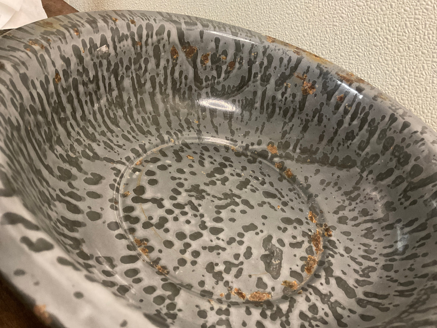 Vintage Gray Granite Enamelware Basin Pan