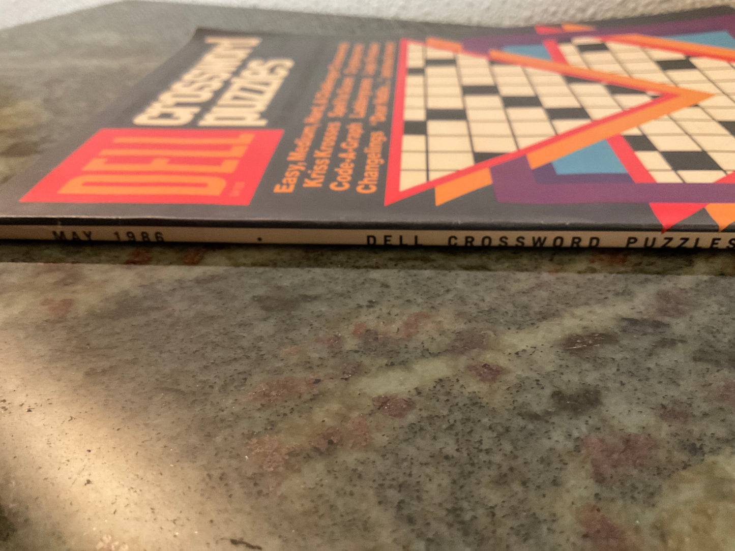 Dell Crossword Puzzles Magazine May 1986