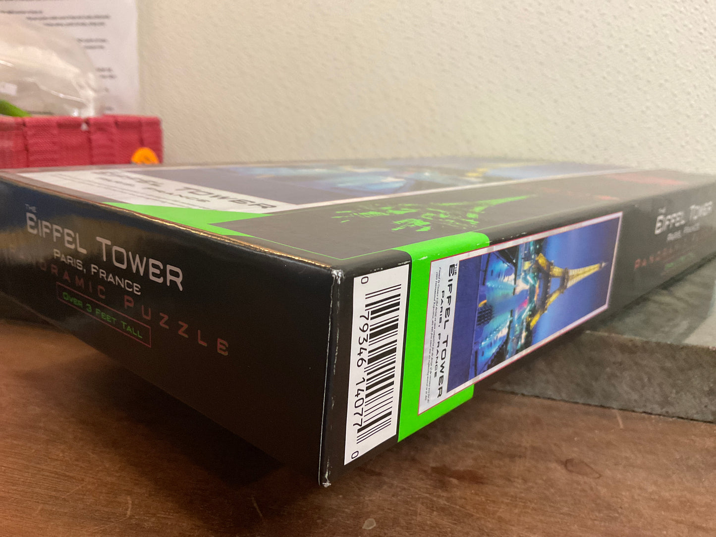 Eiffel Tower Glow In The Dark 750 Panoramic Puzzle