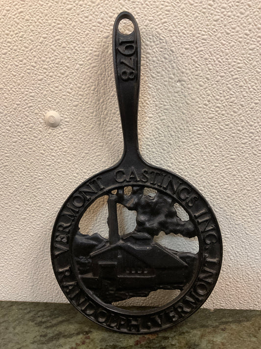 1978 Cast Iron Trivet Vermont Casting Inc.