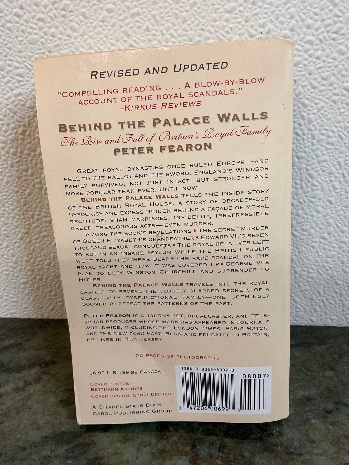 Book 1996 Behind The Palace Walls