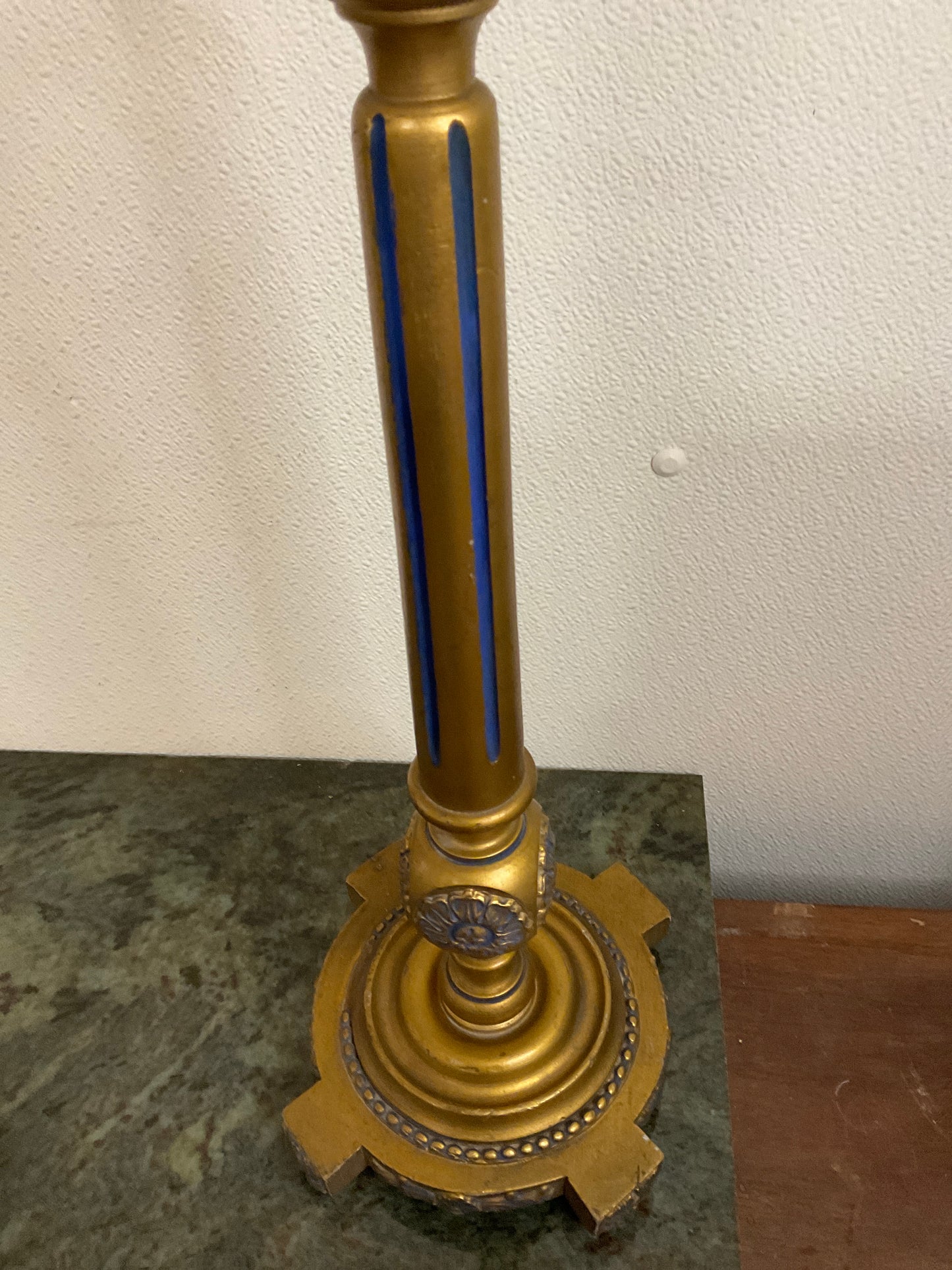 Wood Hat Stand