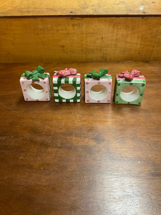 1991 Spode Christmas Napkin Rings