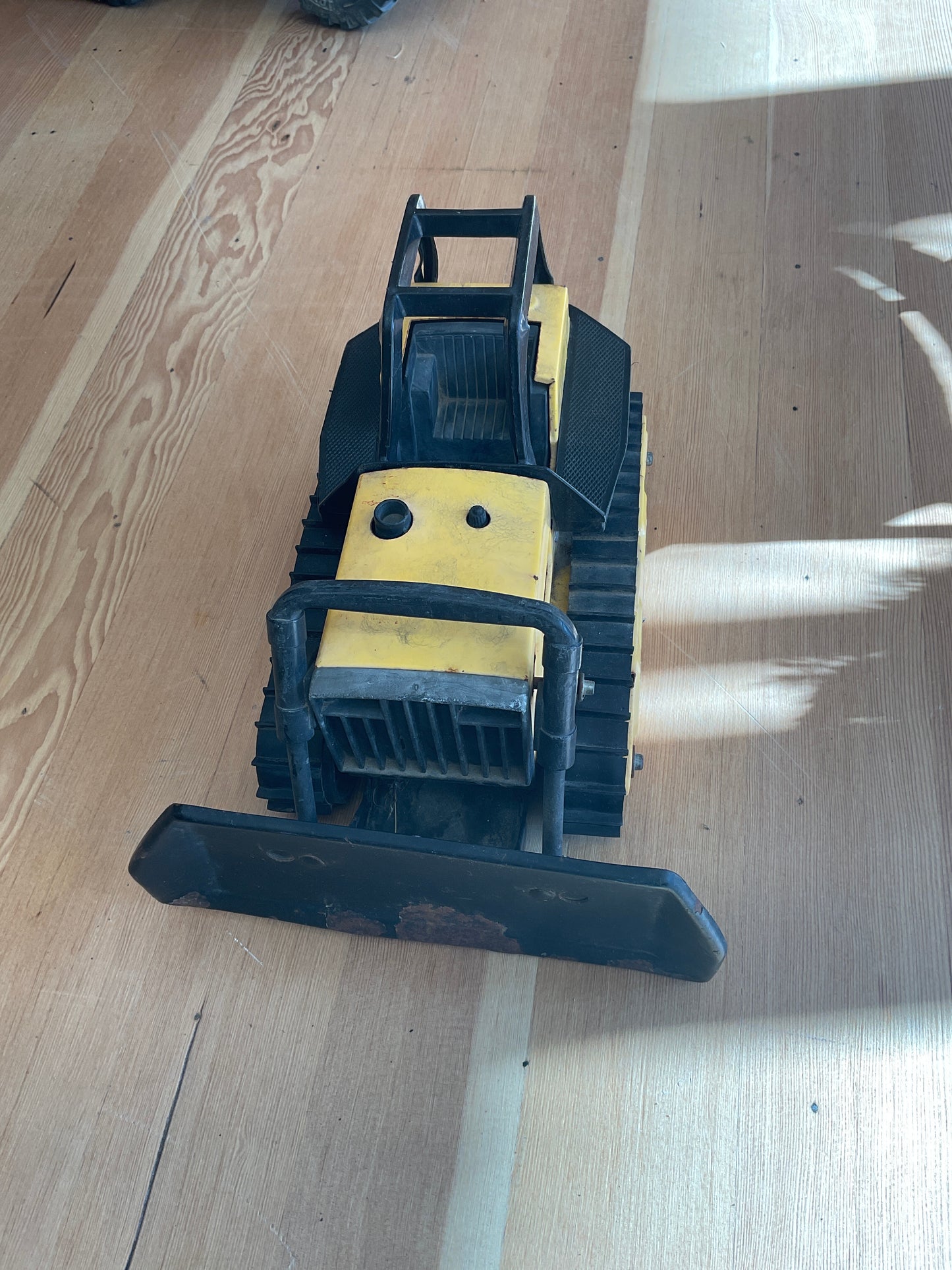 Vintage Tonka Pressed Steel Toy Bulldozer