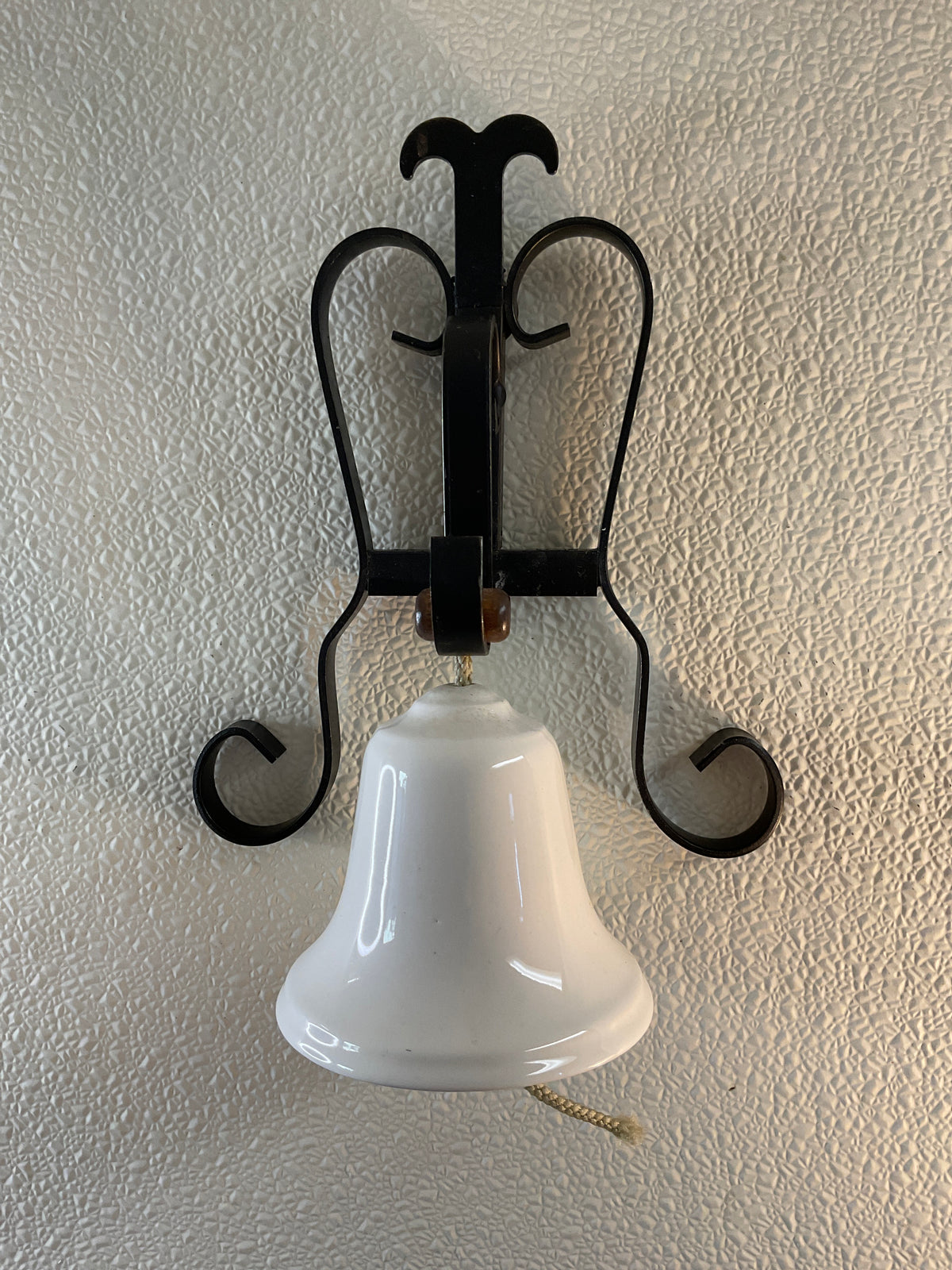Vintage Wall Mount Ceramic Dinner Bell/Metal Bracket